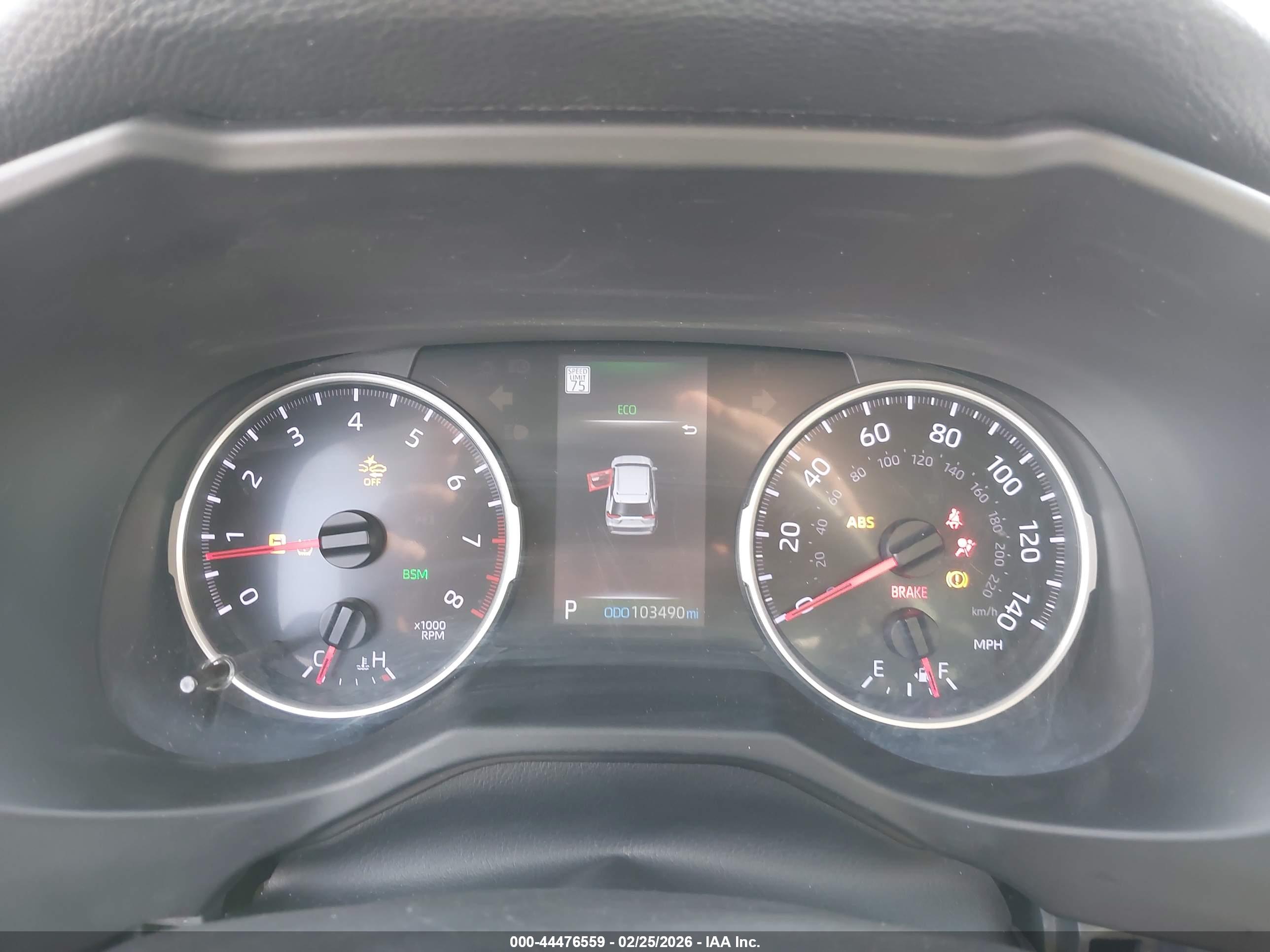 TOYOTA RAV4 image 7