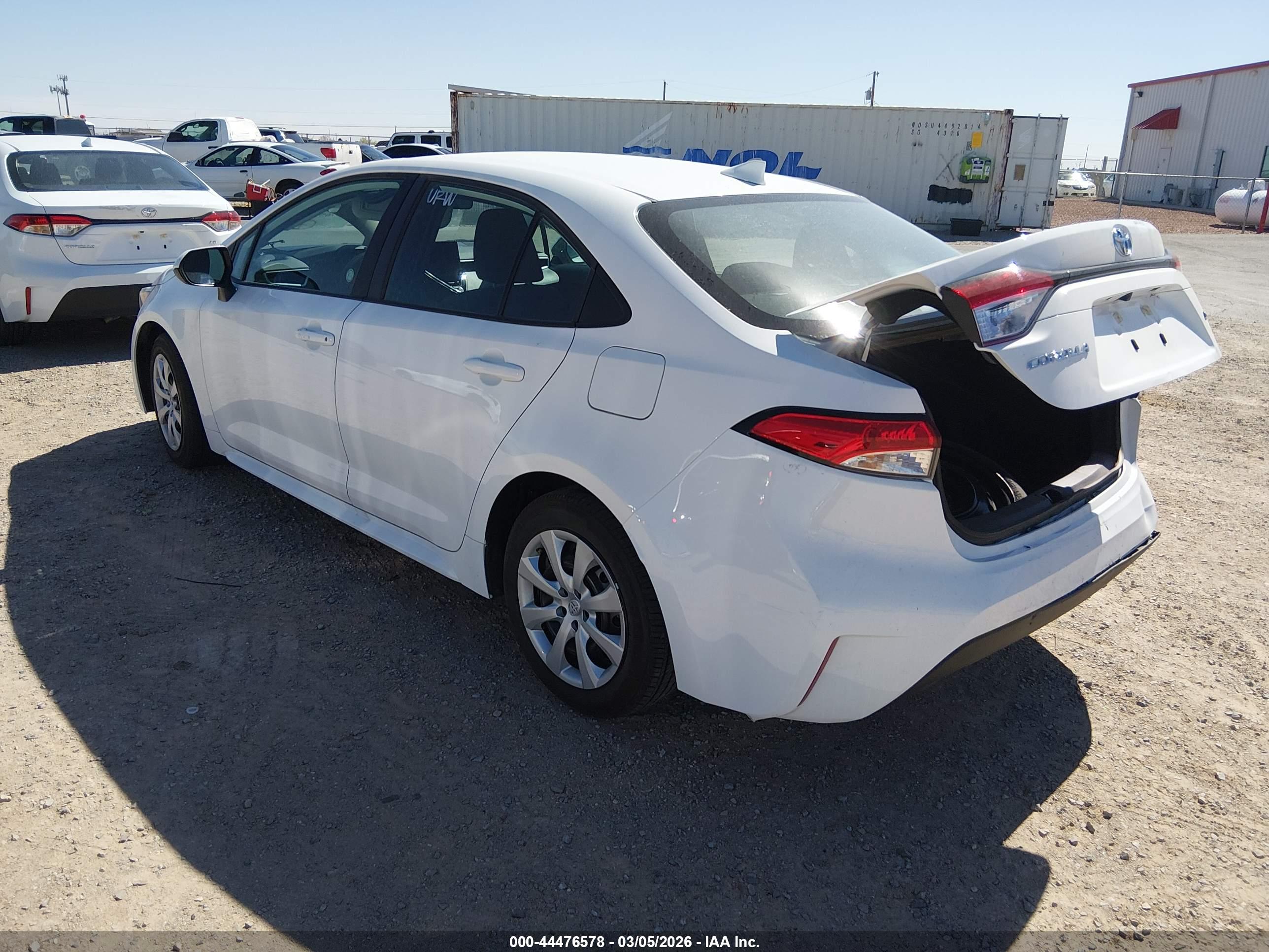 TOYOTA COROLLA image 3