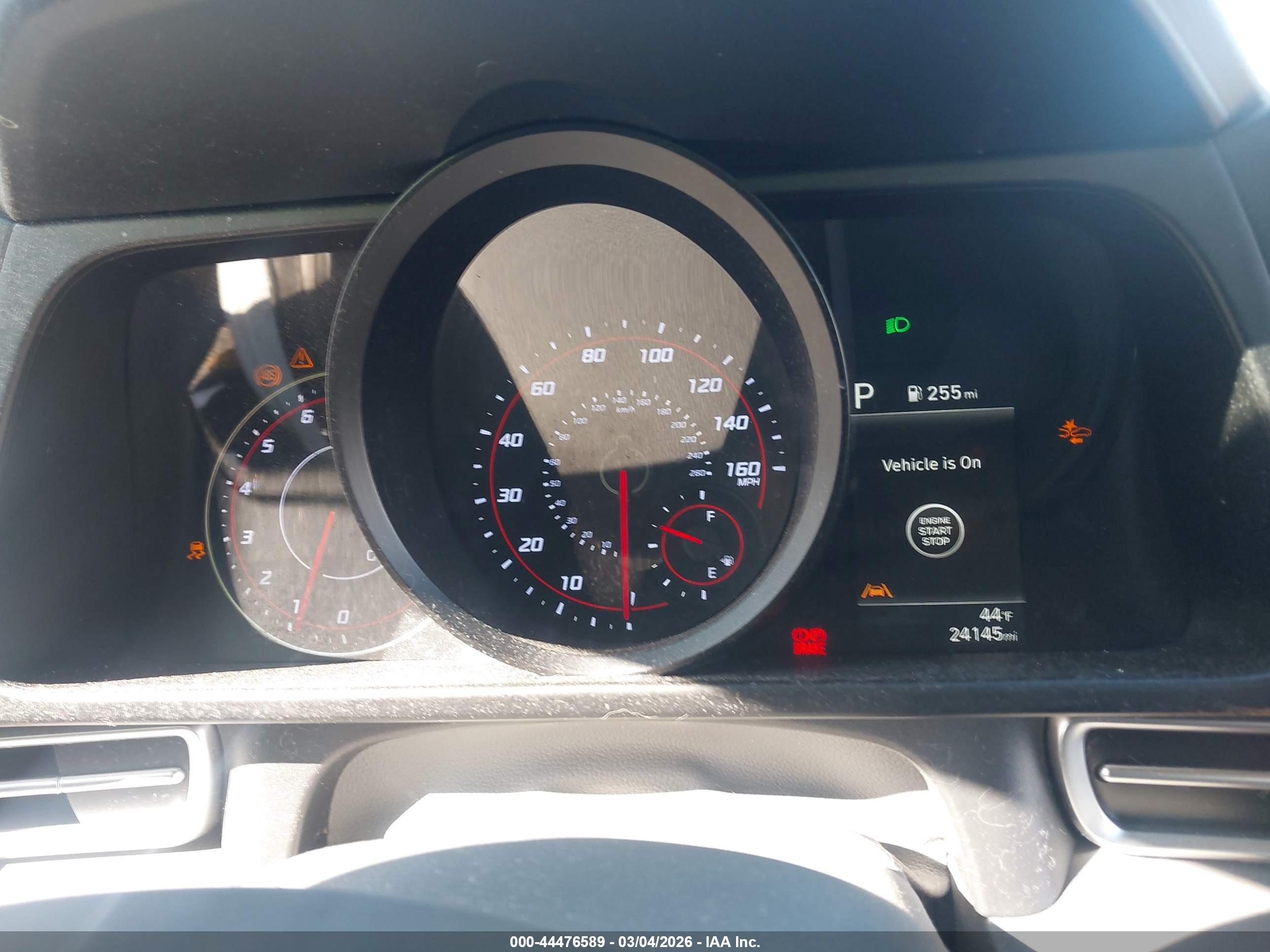 HYUNDAI ELANTRA image 7