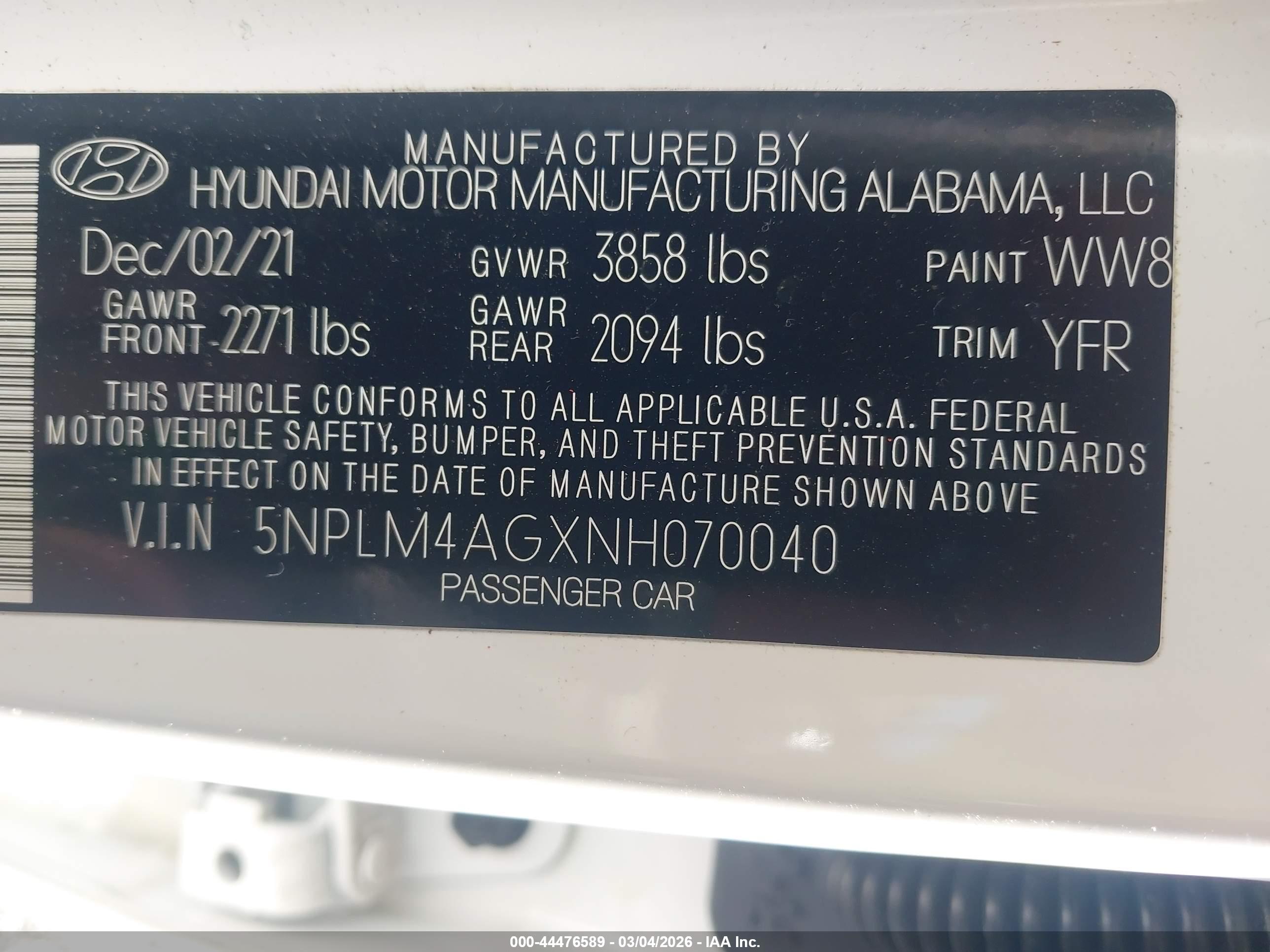 HYUNDAI ELANTRA image 9