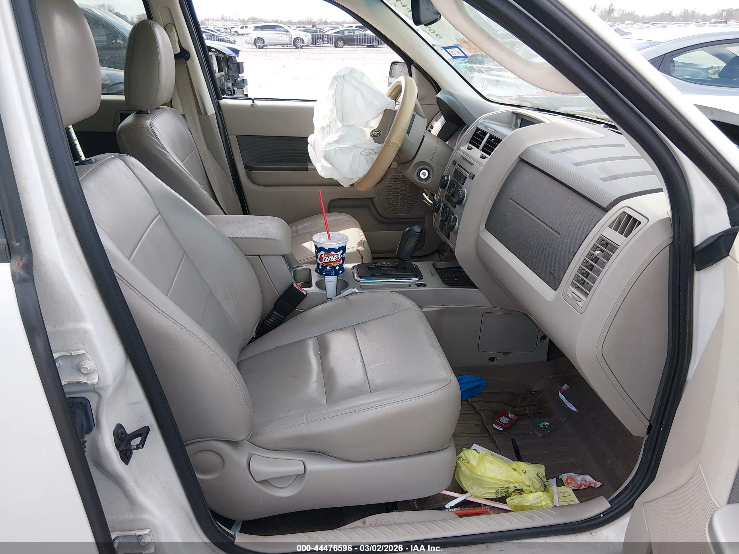FORD ESCAPE image 5