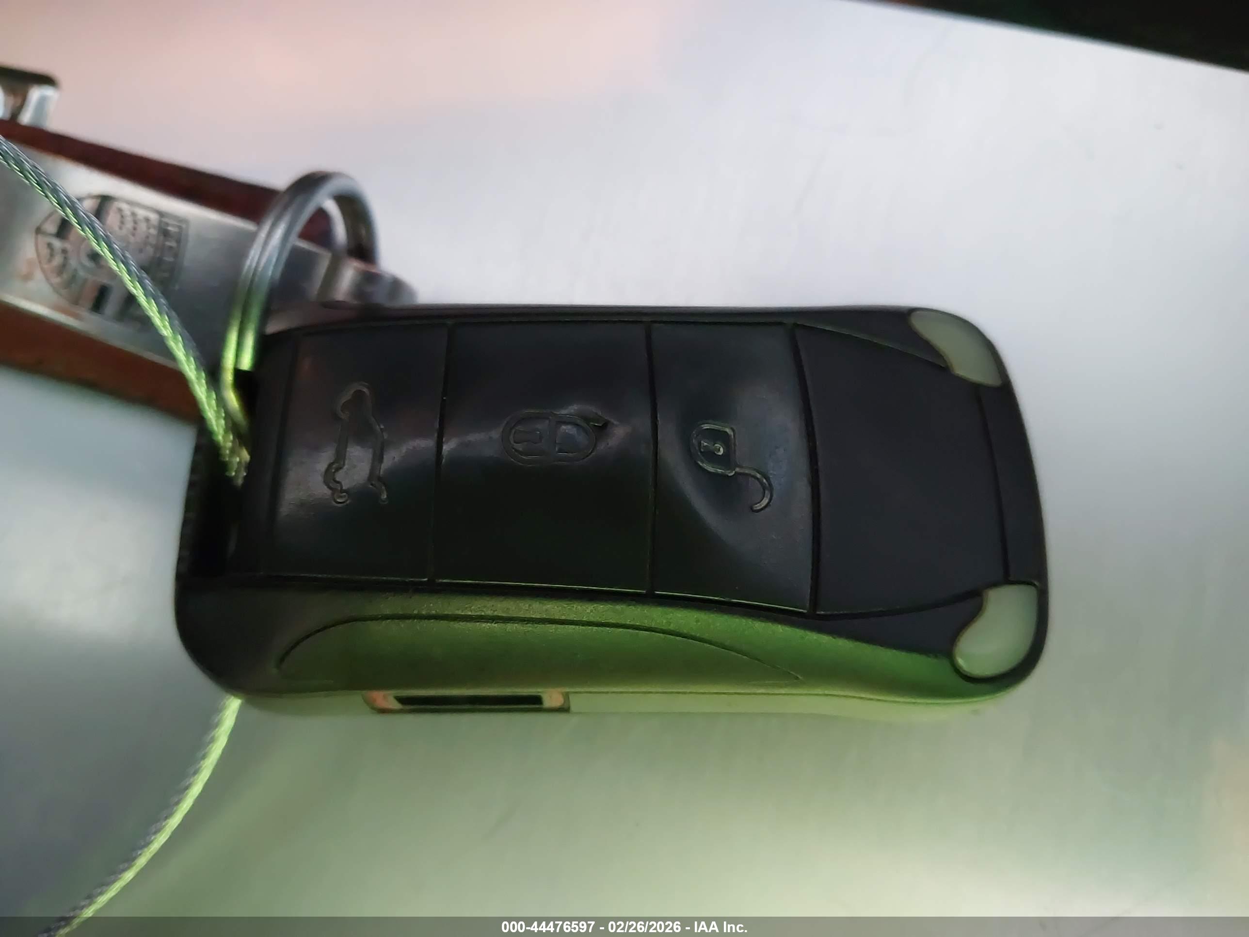 PORSCHE CAYENNE image 11