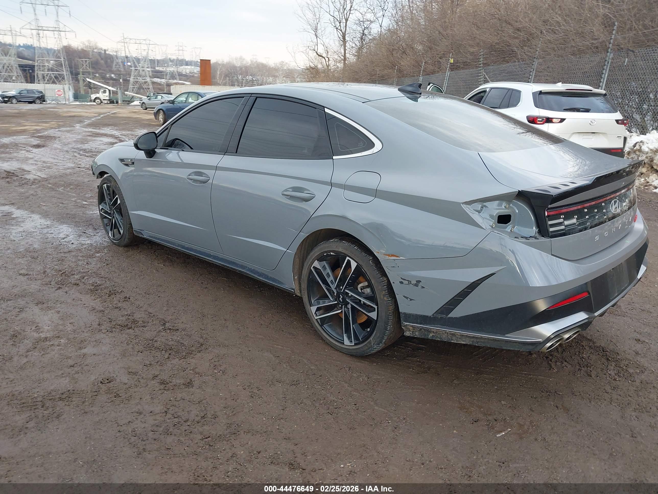 HYUNDAI SONATA image 3