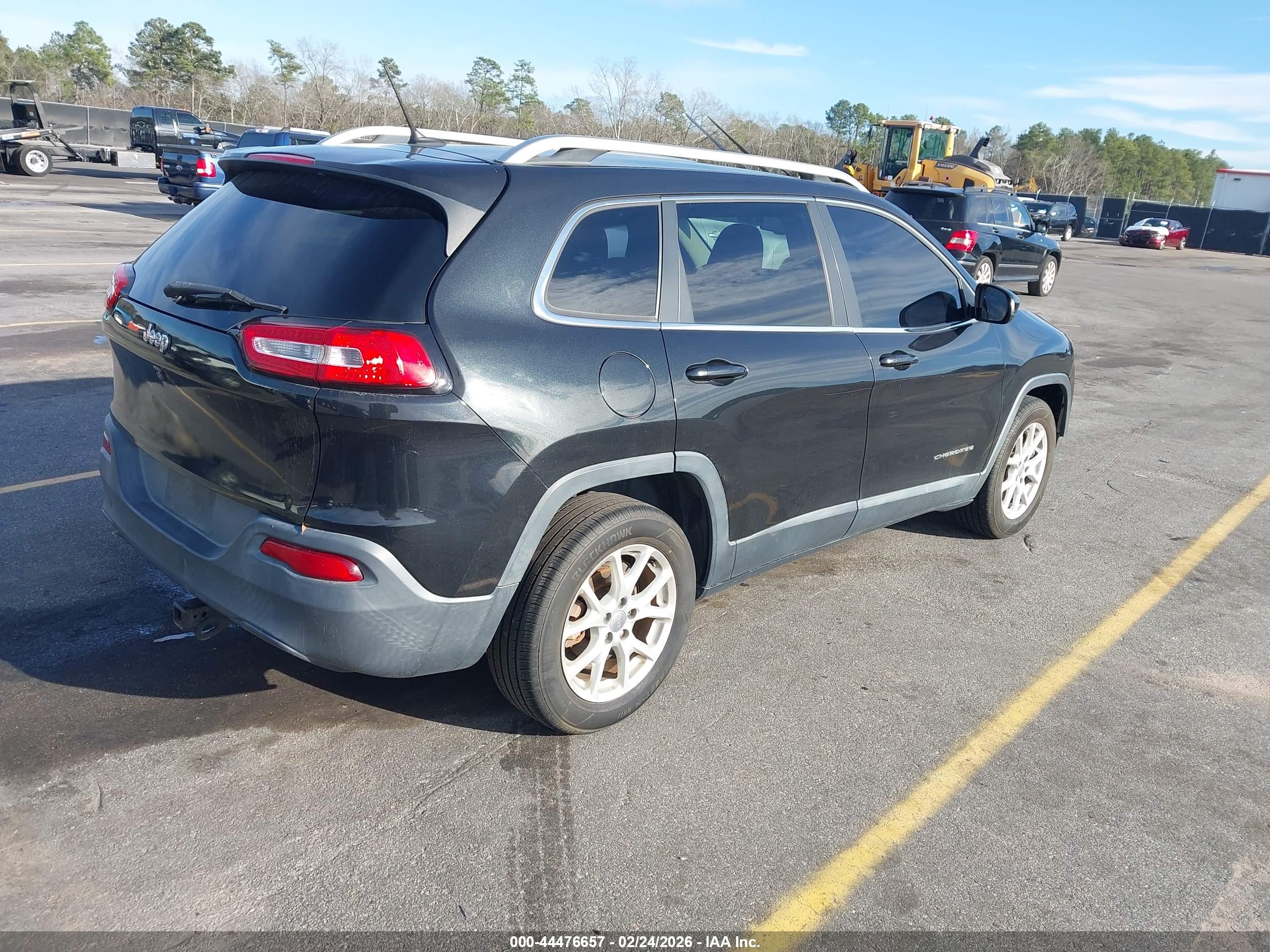 JEEP CHEROKEE image 4