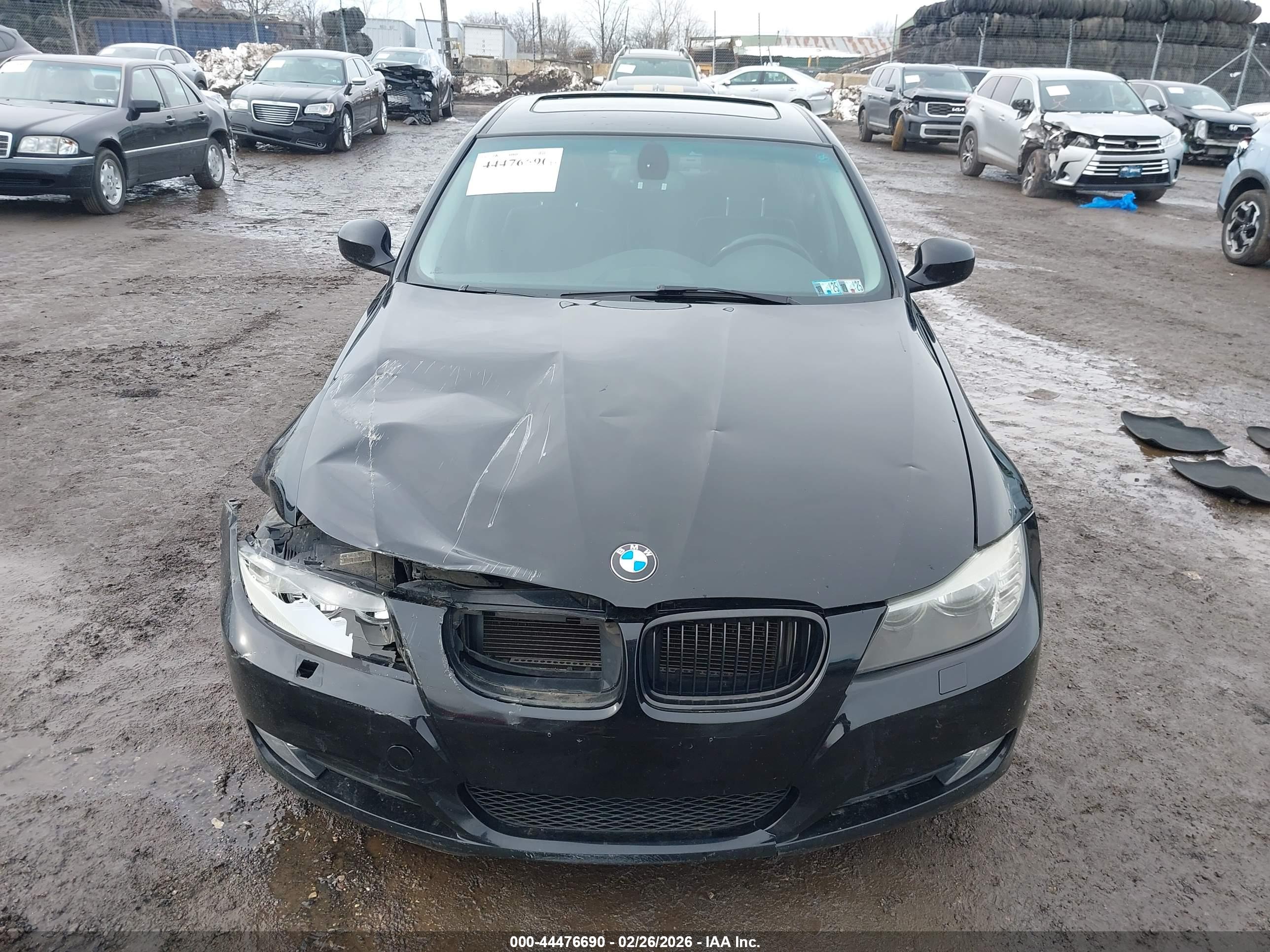 BMW 328I image 6