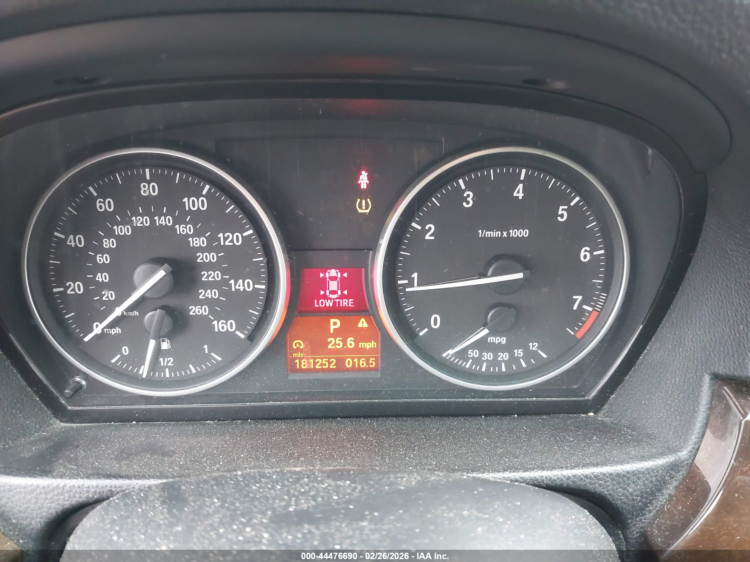 BMW 328I image 7