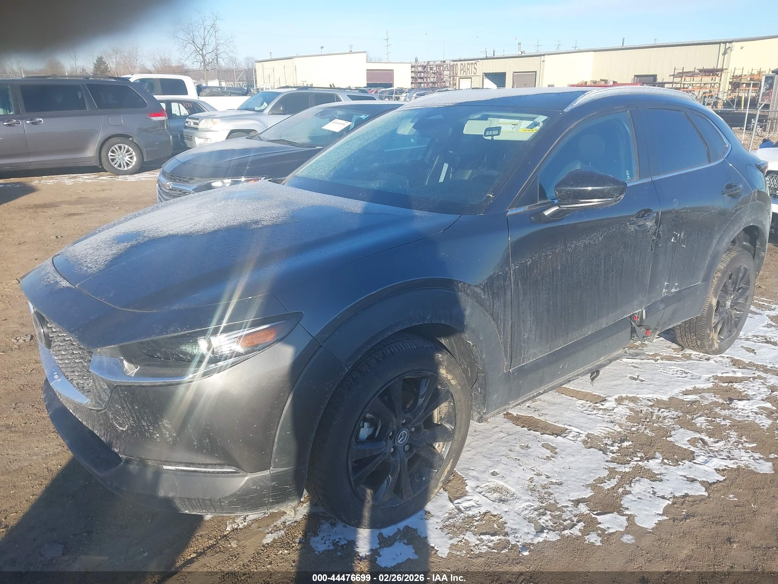MAZDA CX-30 image 2