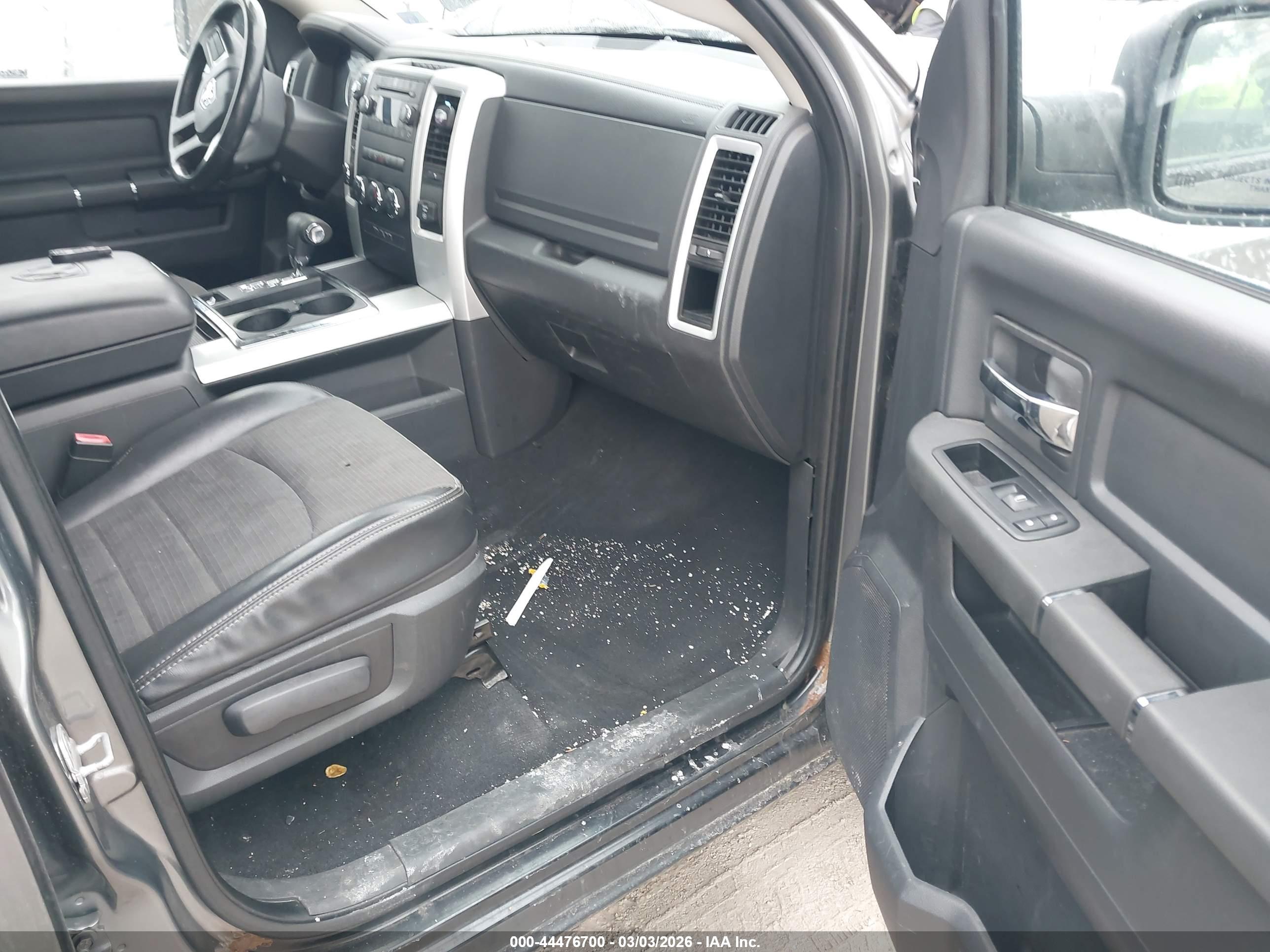 DODGE RAM image 5