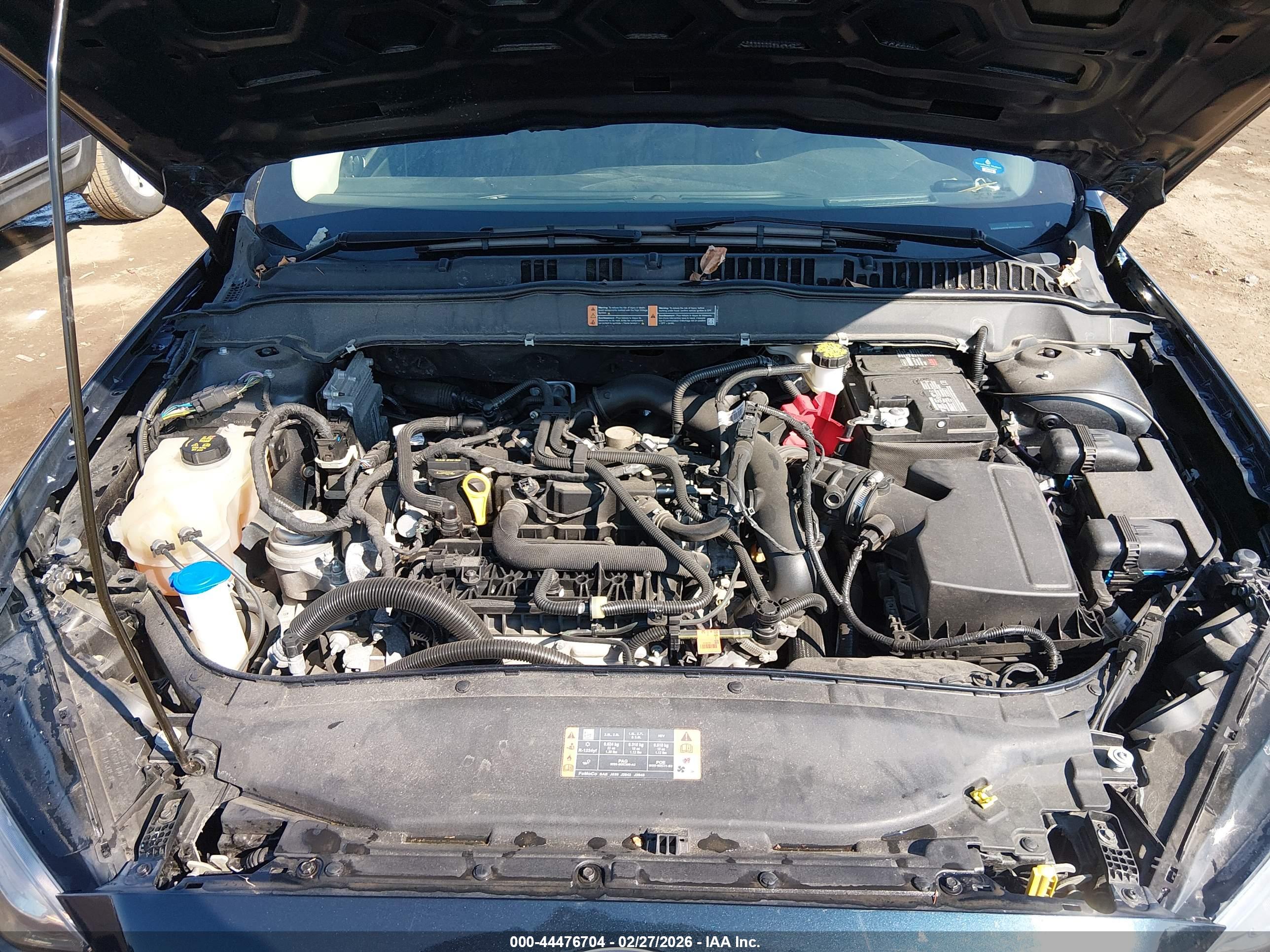 FORD FUSION image 10