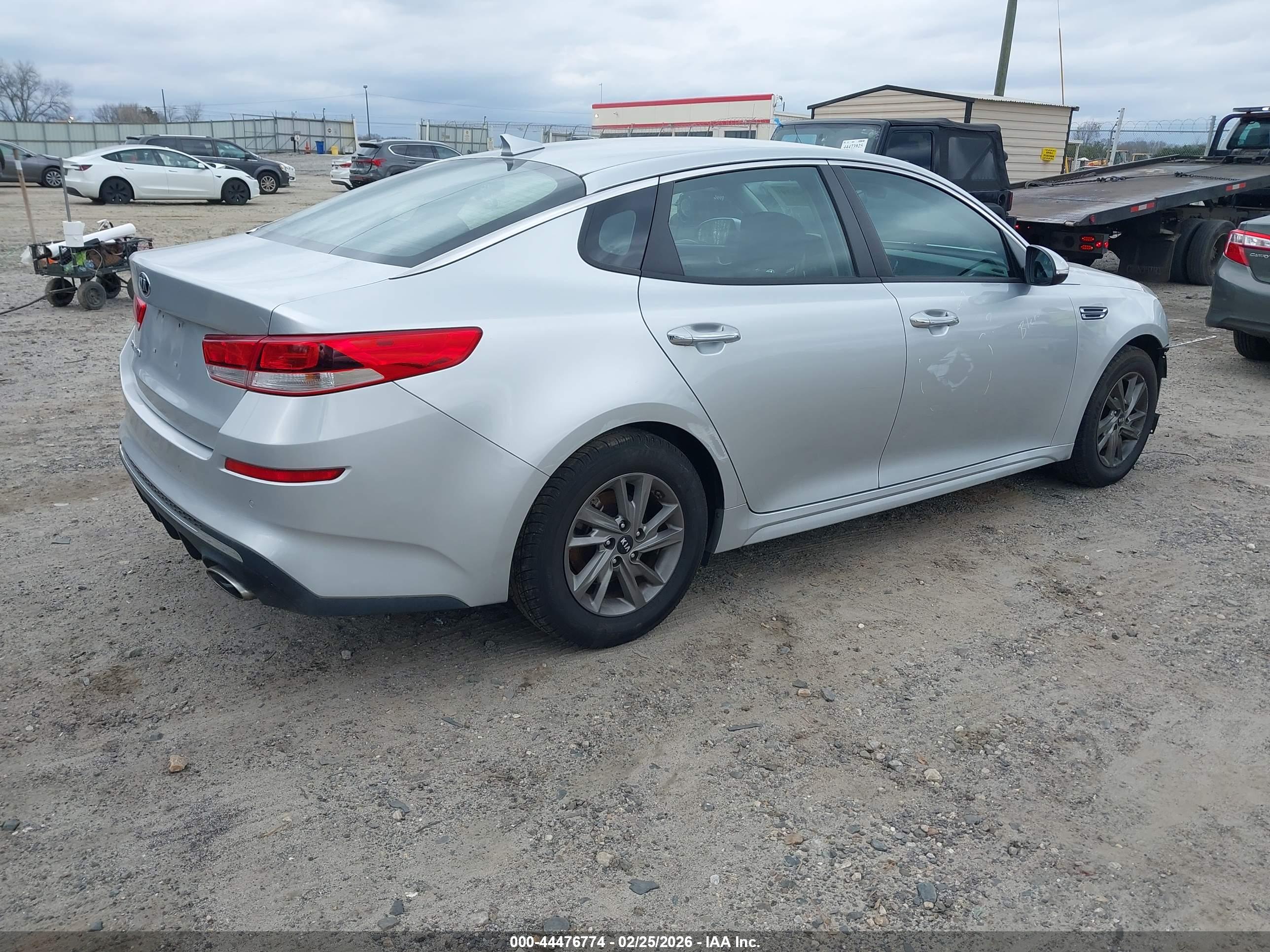 KIA OPTIMA image 4