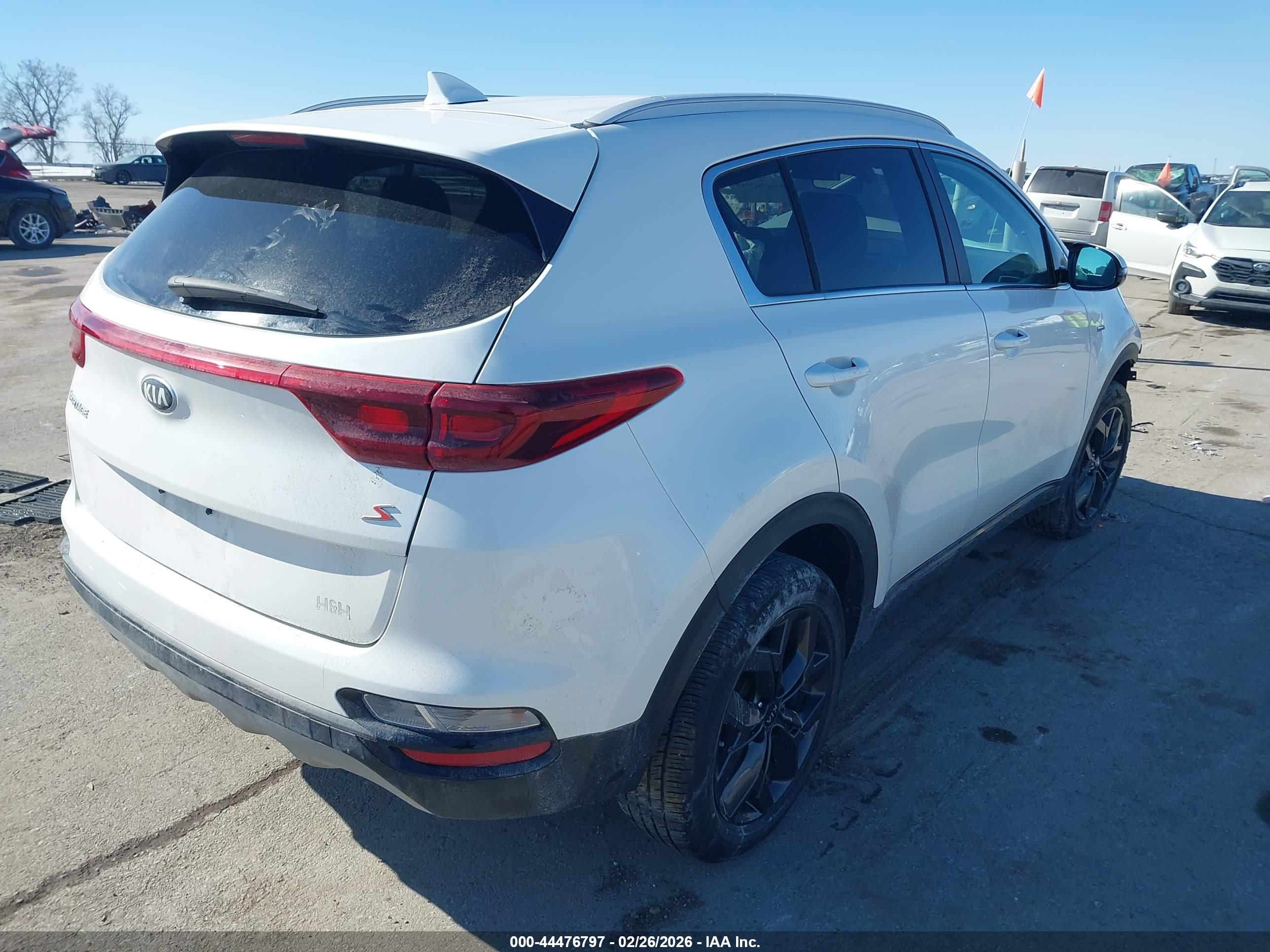 KIA SPORTAGE image 4
