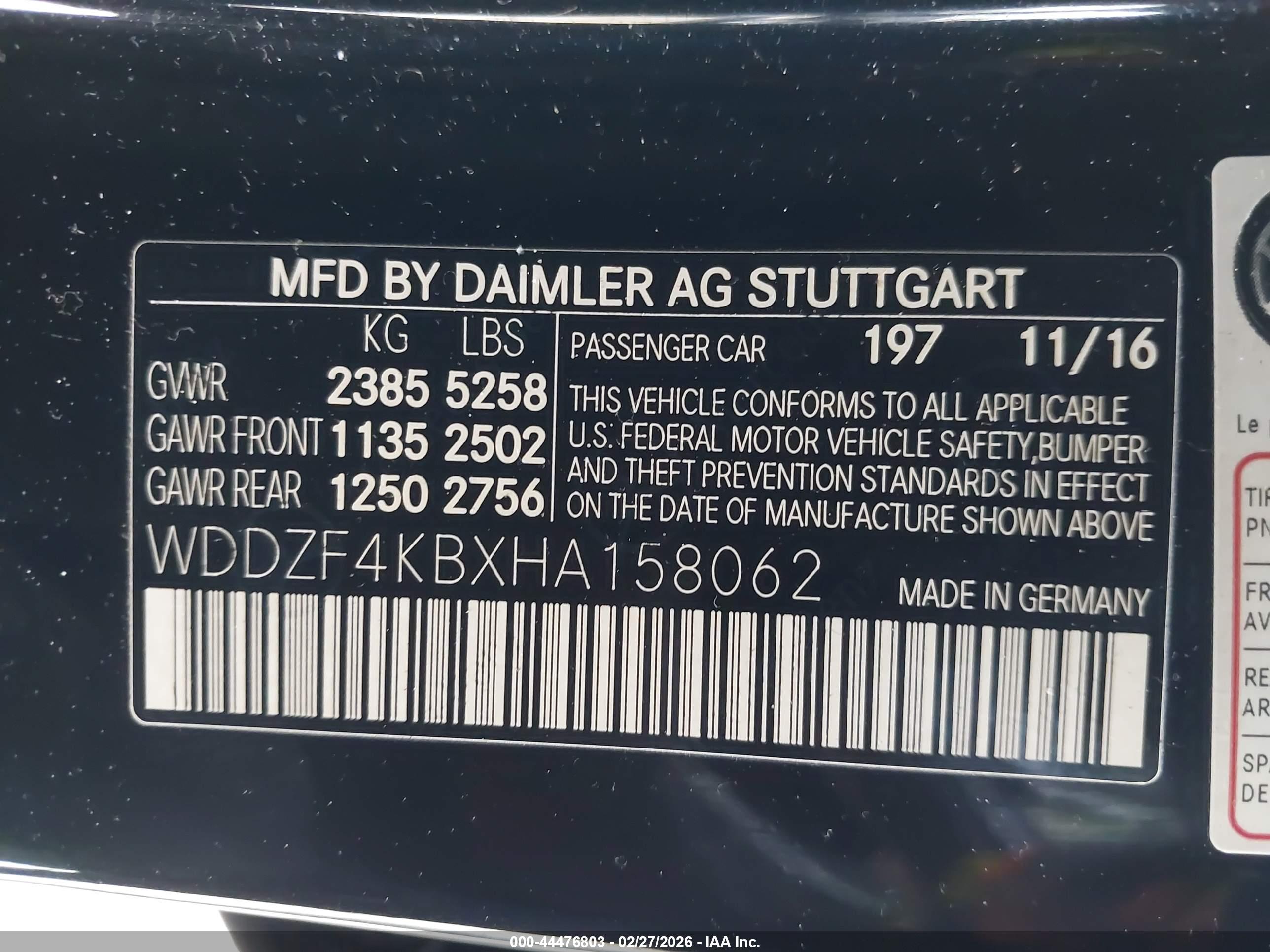 MERCEDES-BENZ E image 9