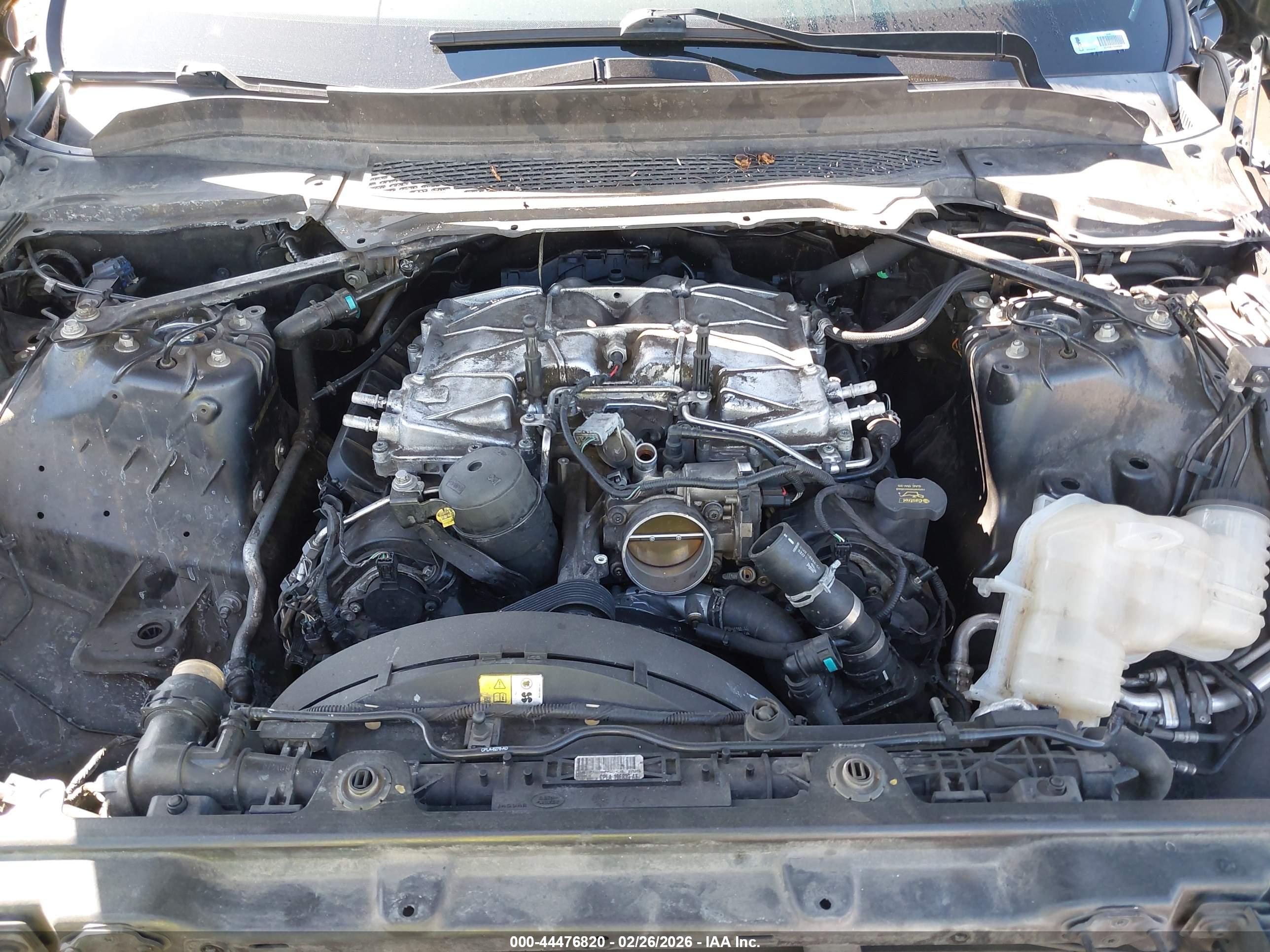 LAND ROVER image 10