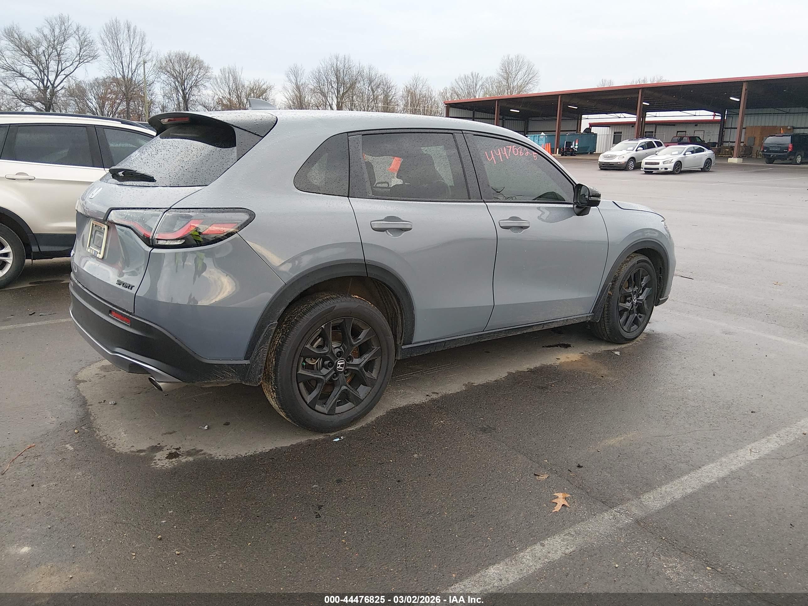 HONDA HR-V image 4