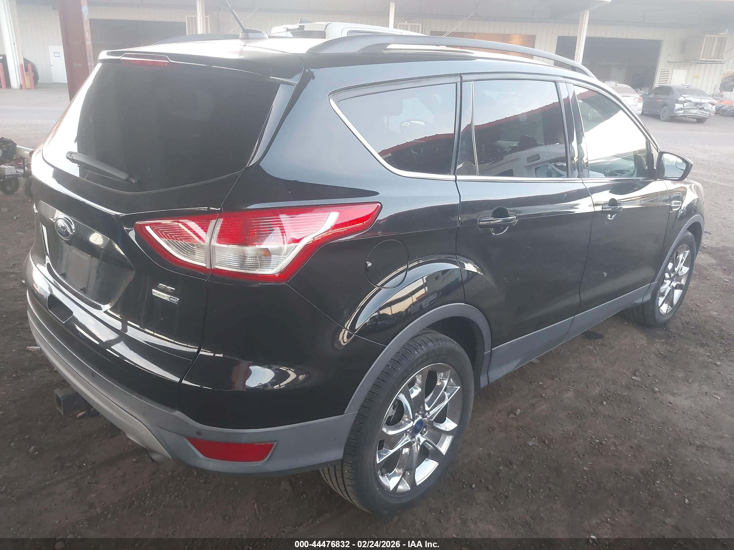 FORD ESCAPE image 4