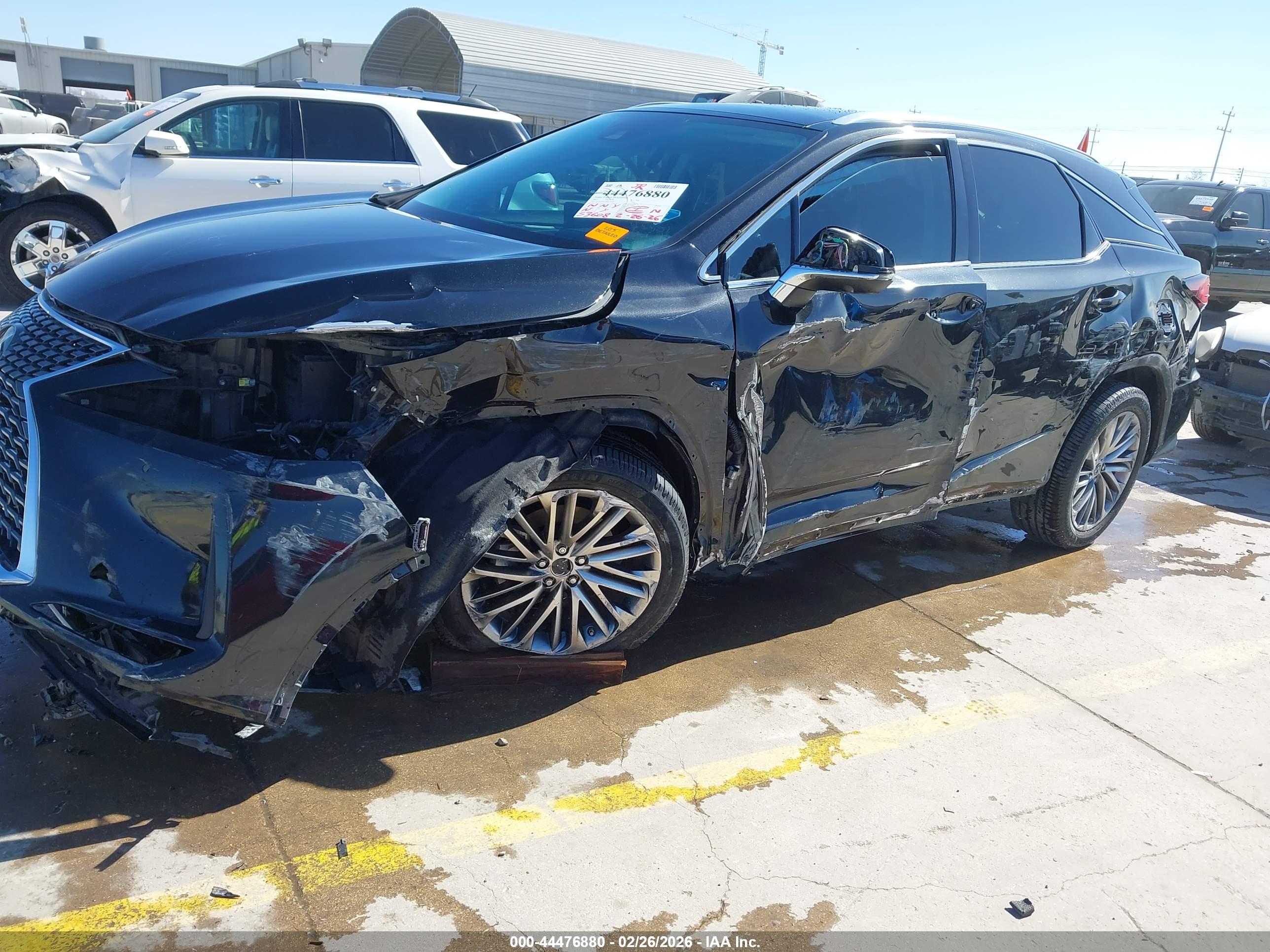 LEXUS RX image 6