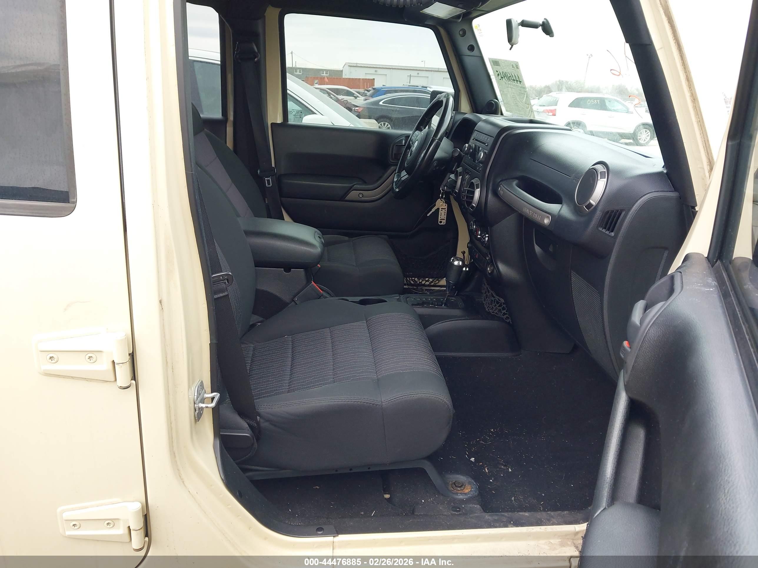 JEEP WRANGLER image 5