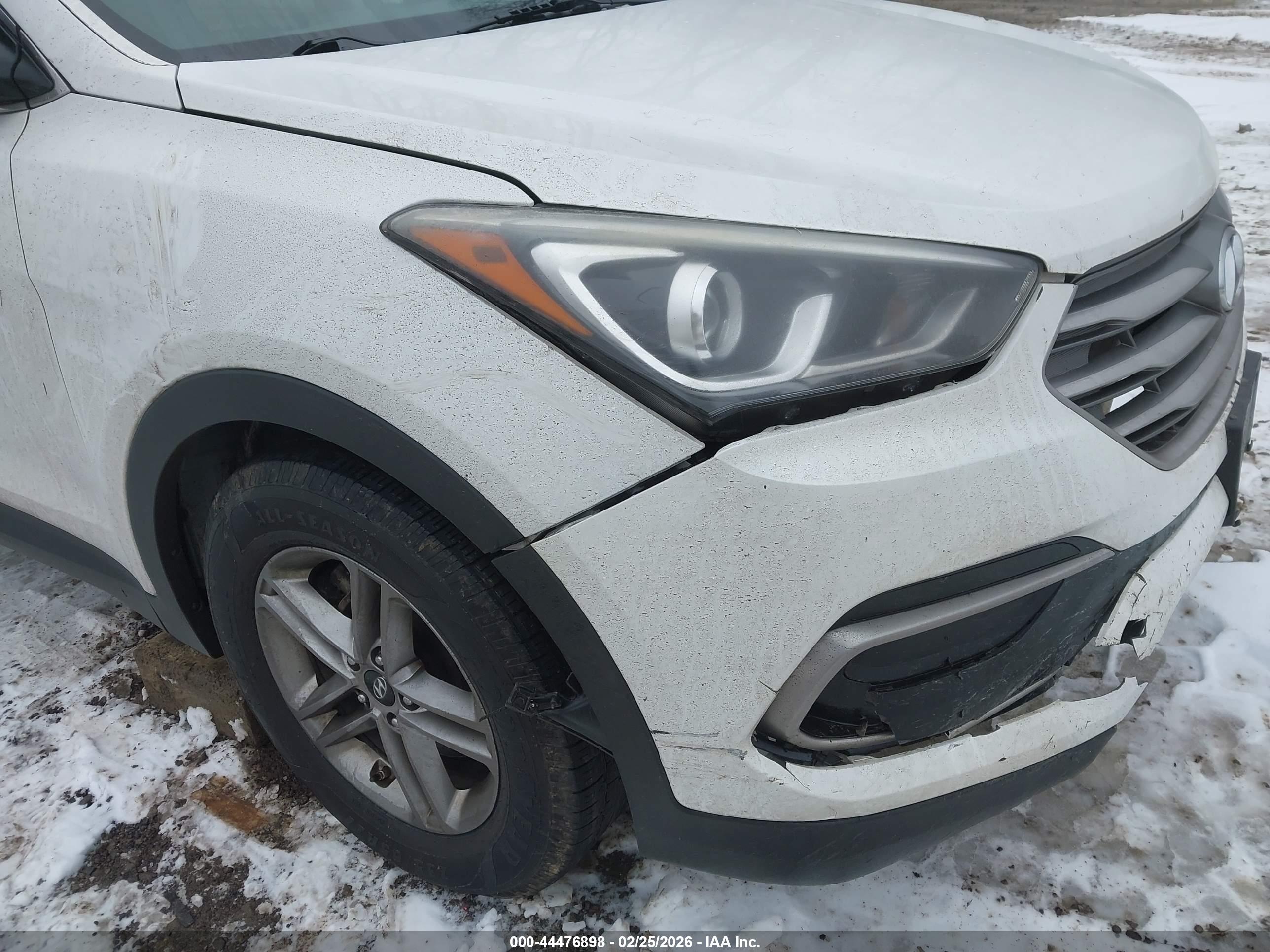 HYUNDAI SANTA image 6