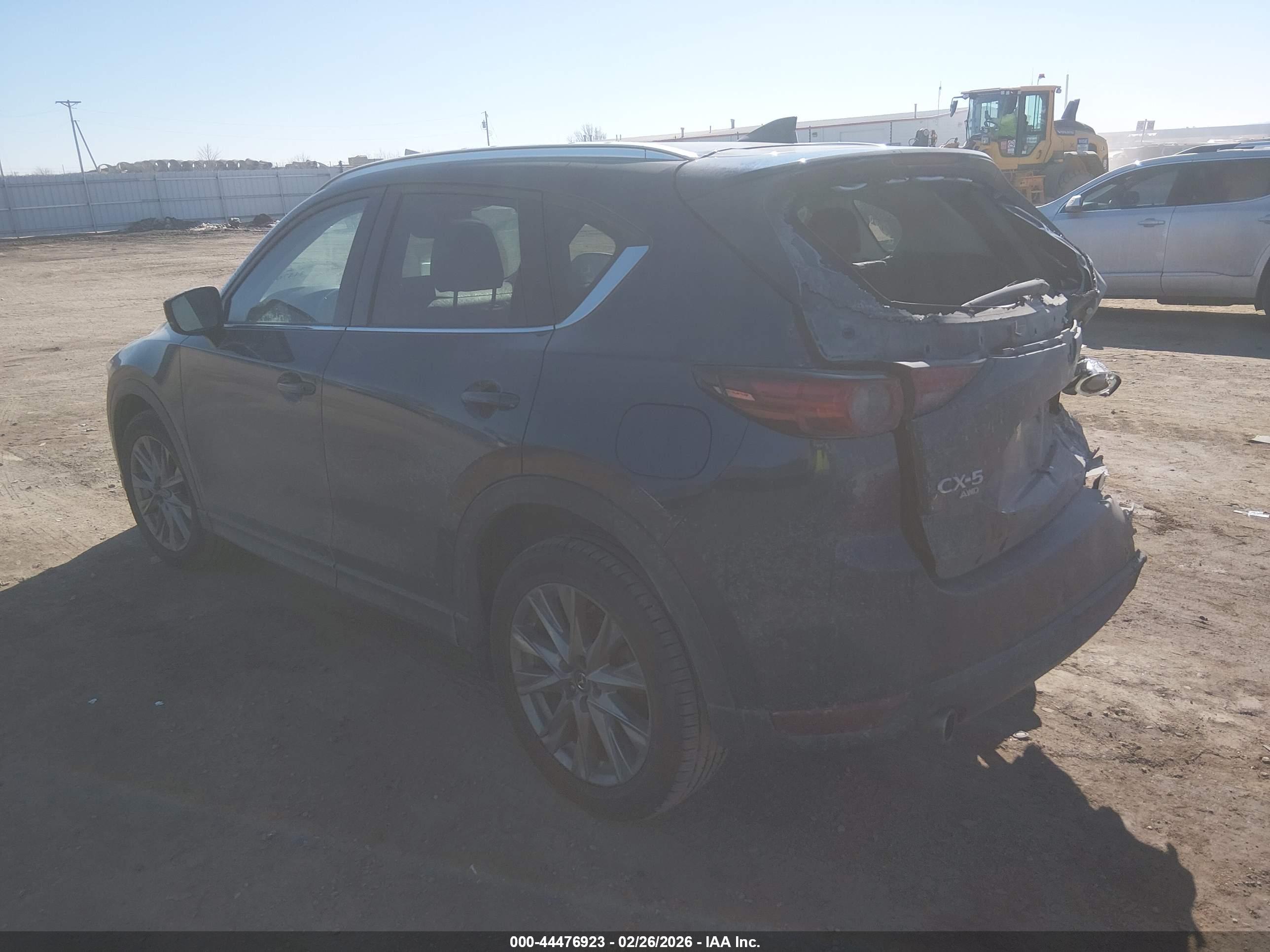 MAZDA CX-5 image 3