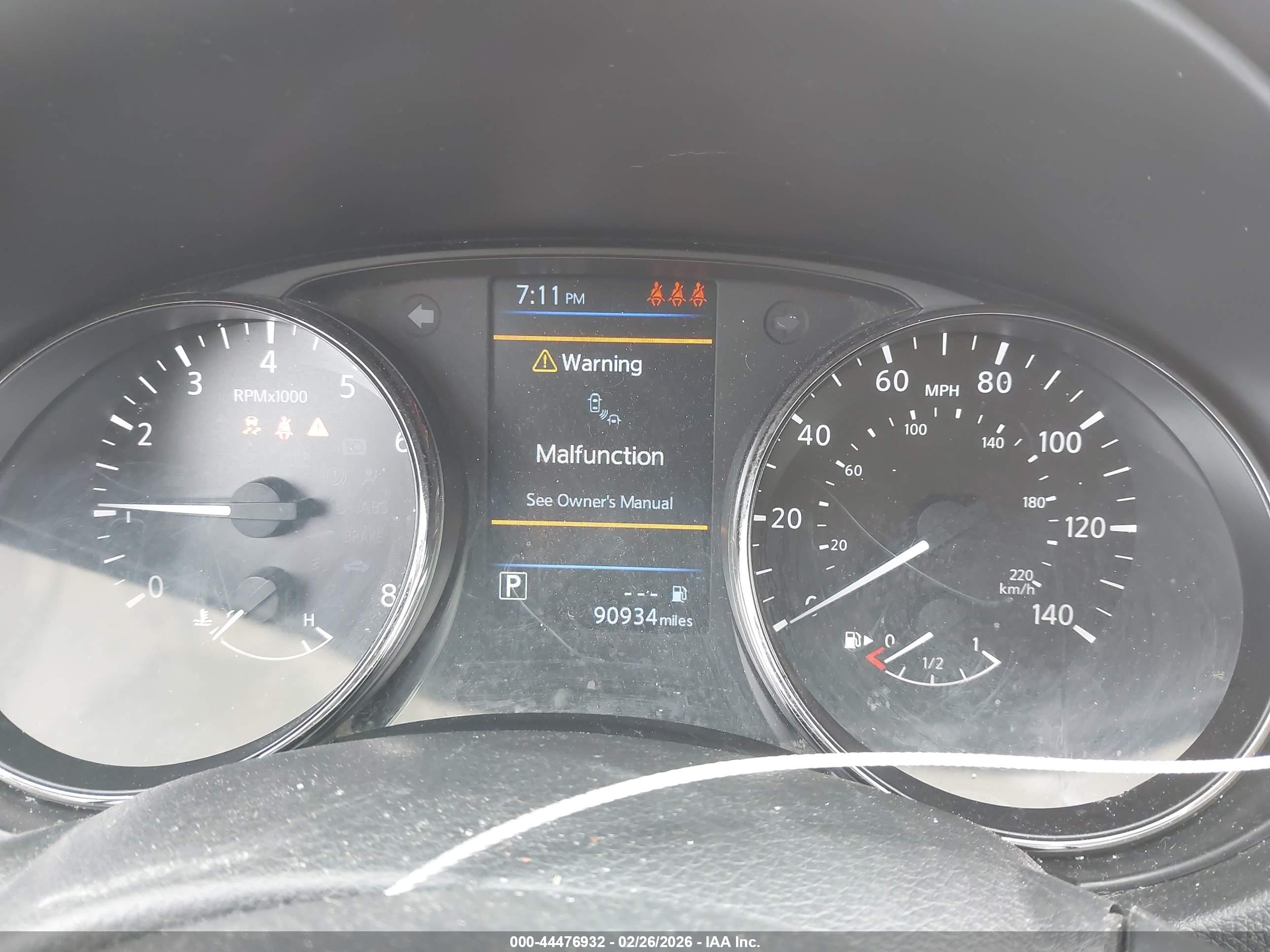 NISSAN ROGUE image 7