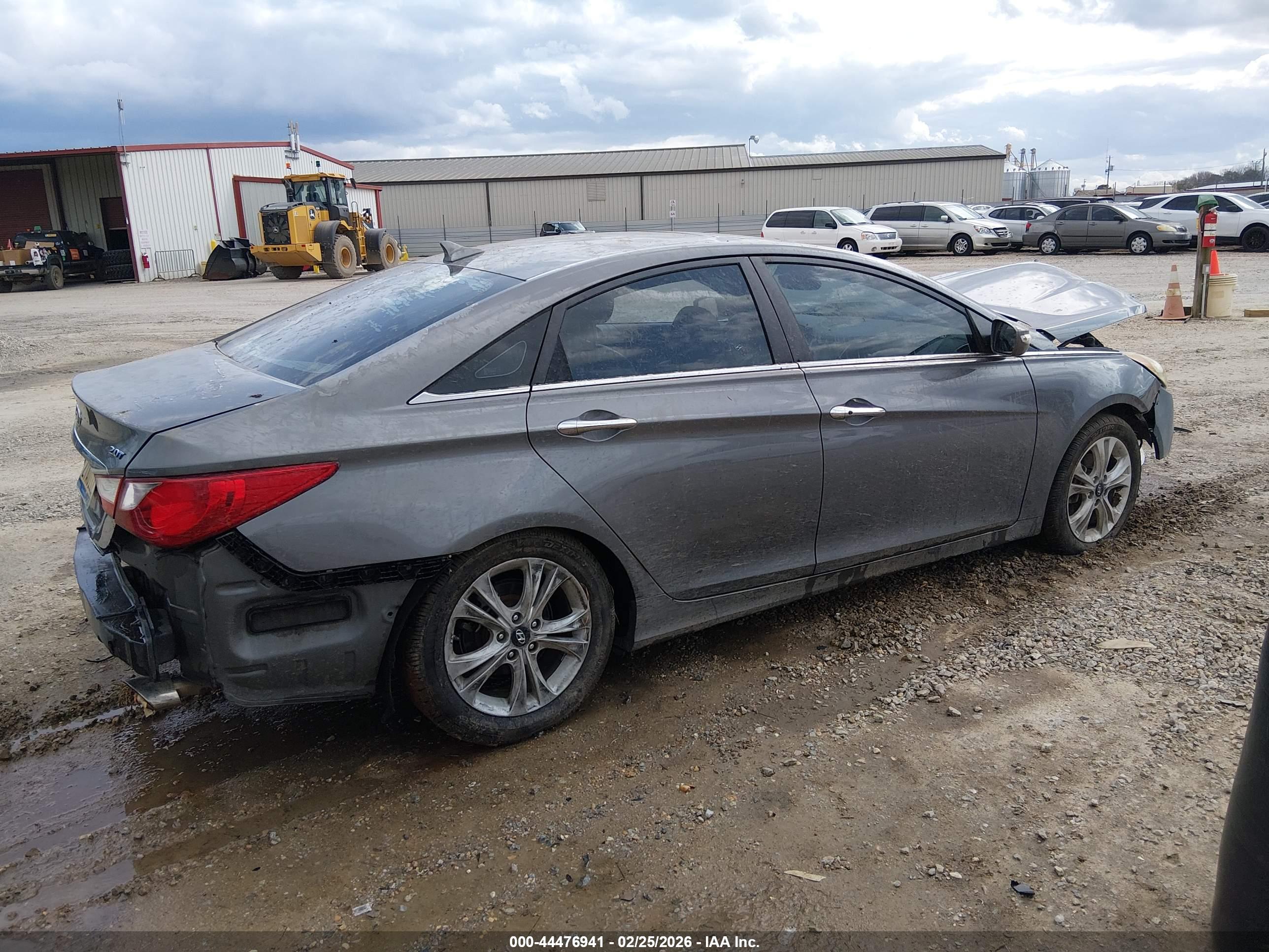HYUNDAI SONATA image 4