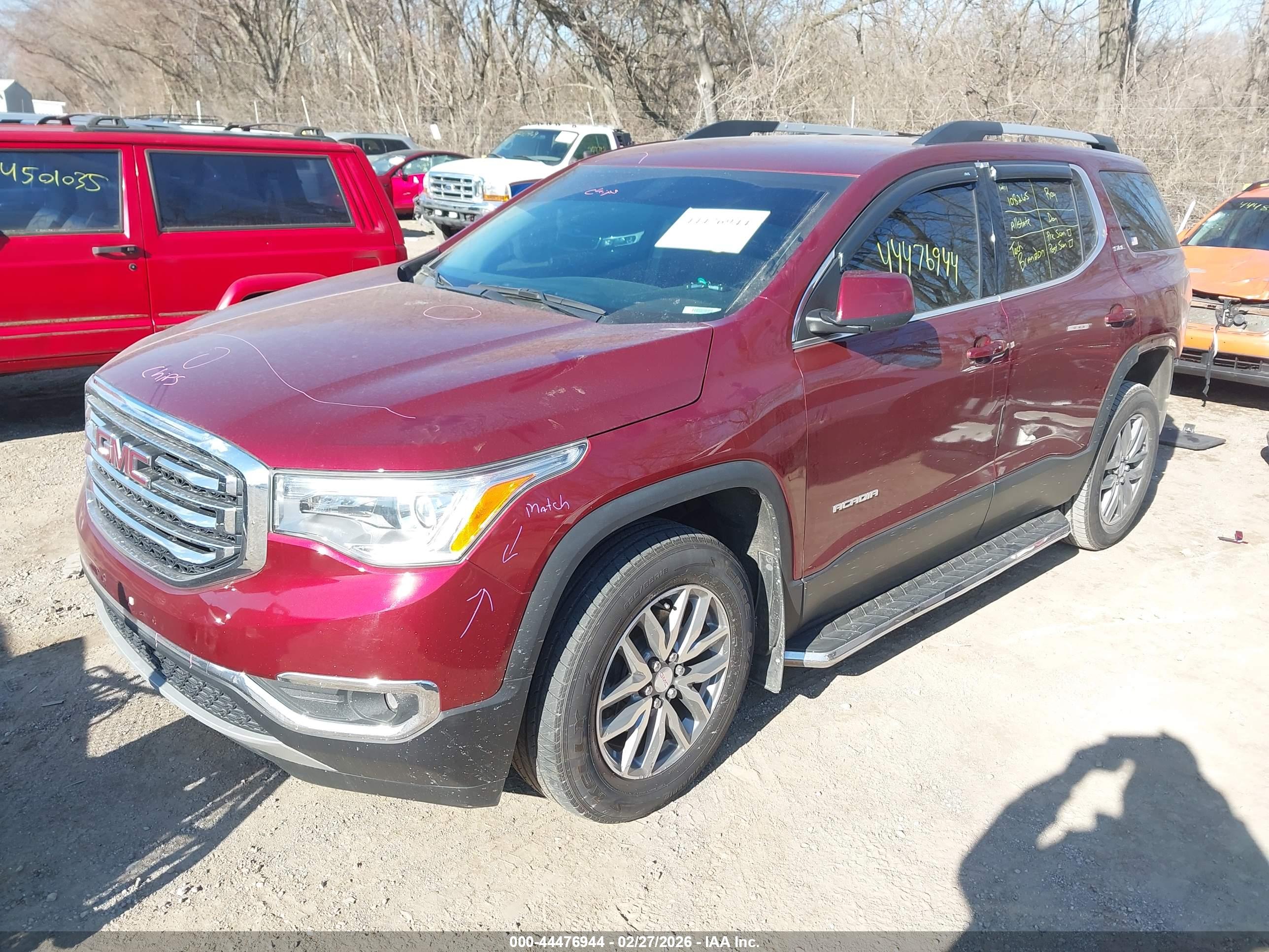GMC ACADIA image 2