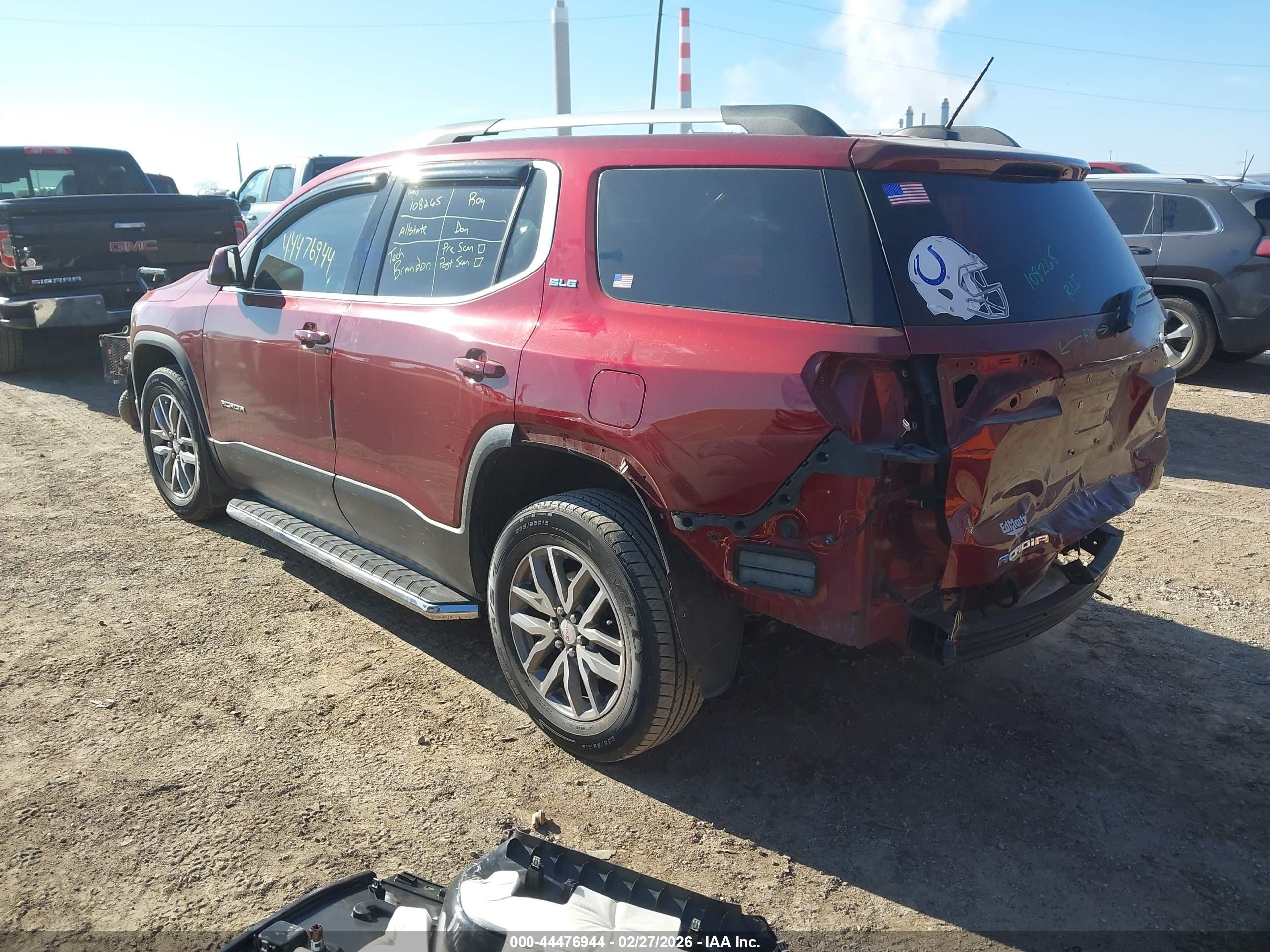 GMC ACADIA image 3