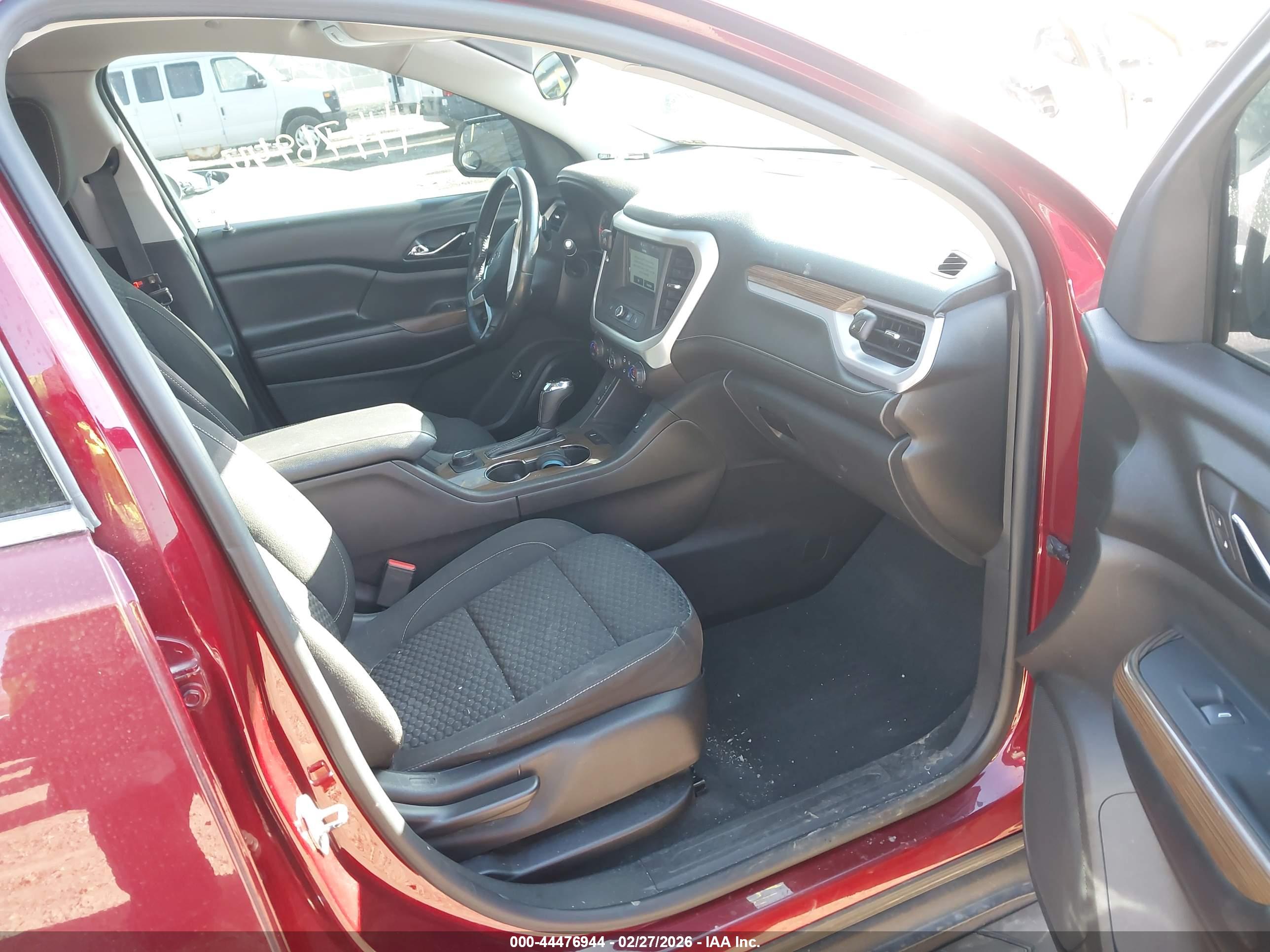 GMC ACADIA image 5