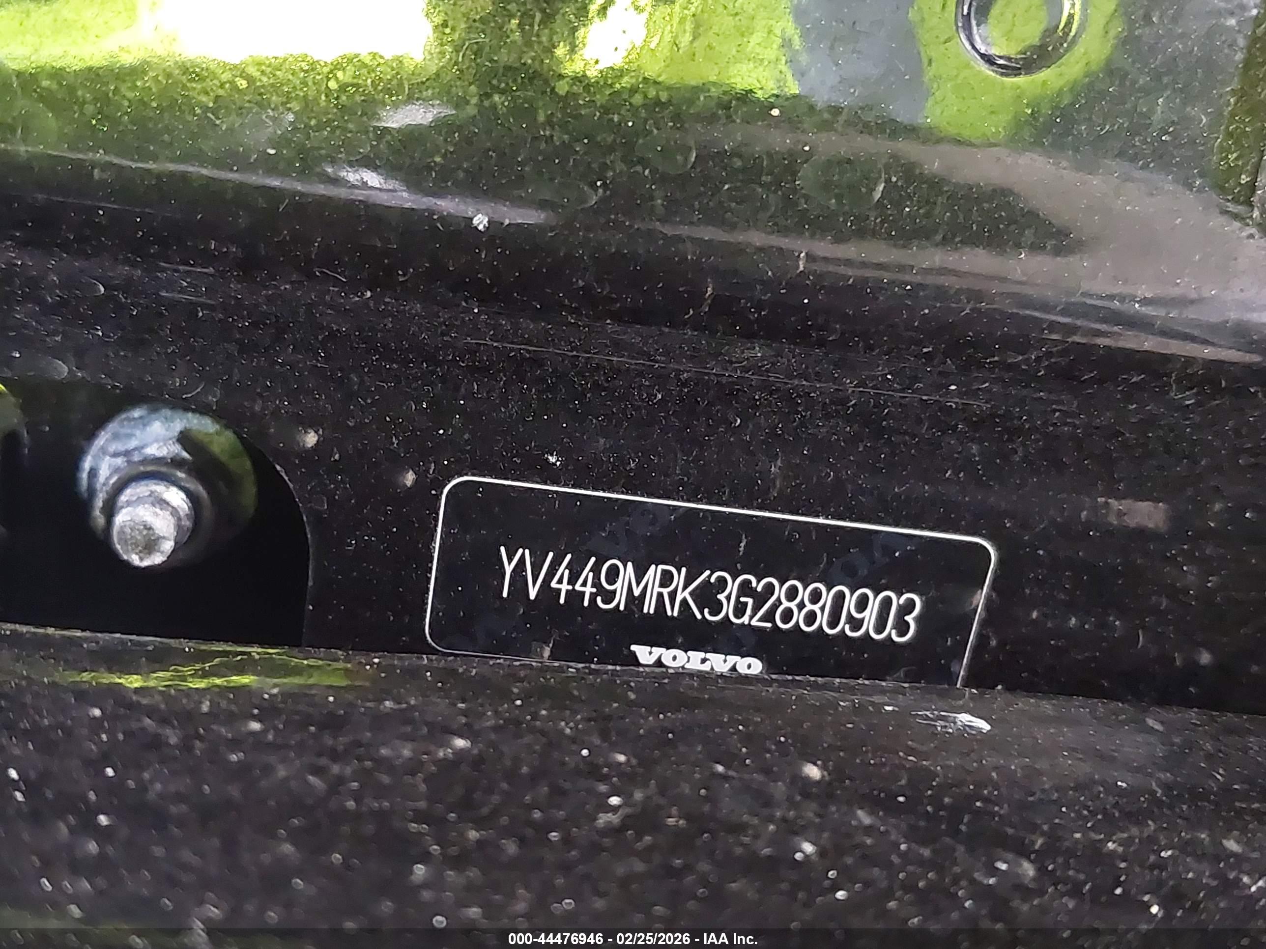 VOLVO XC60 image 9