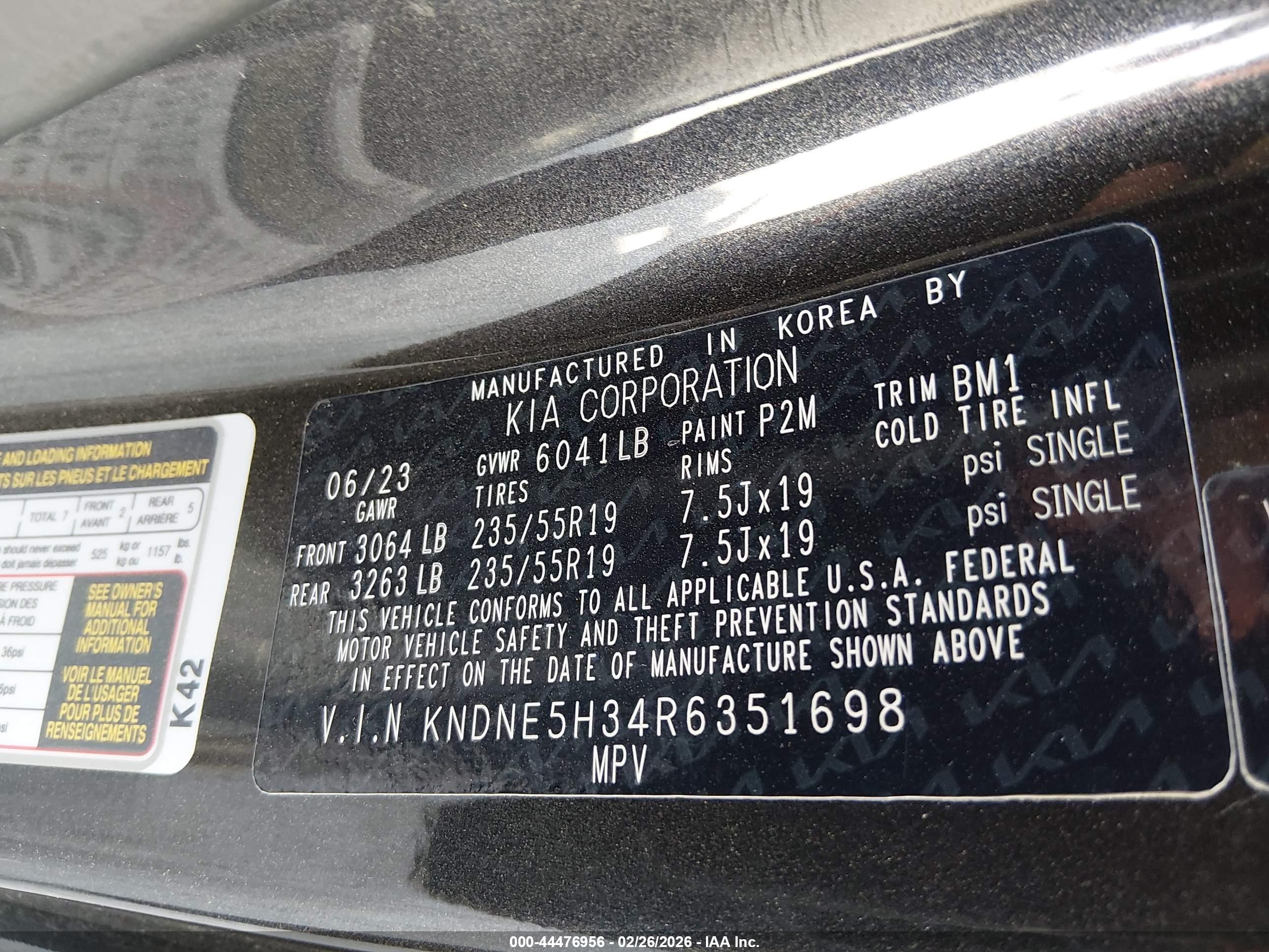 KIA CARNIVAL image 9