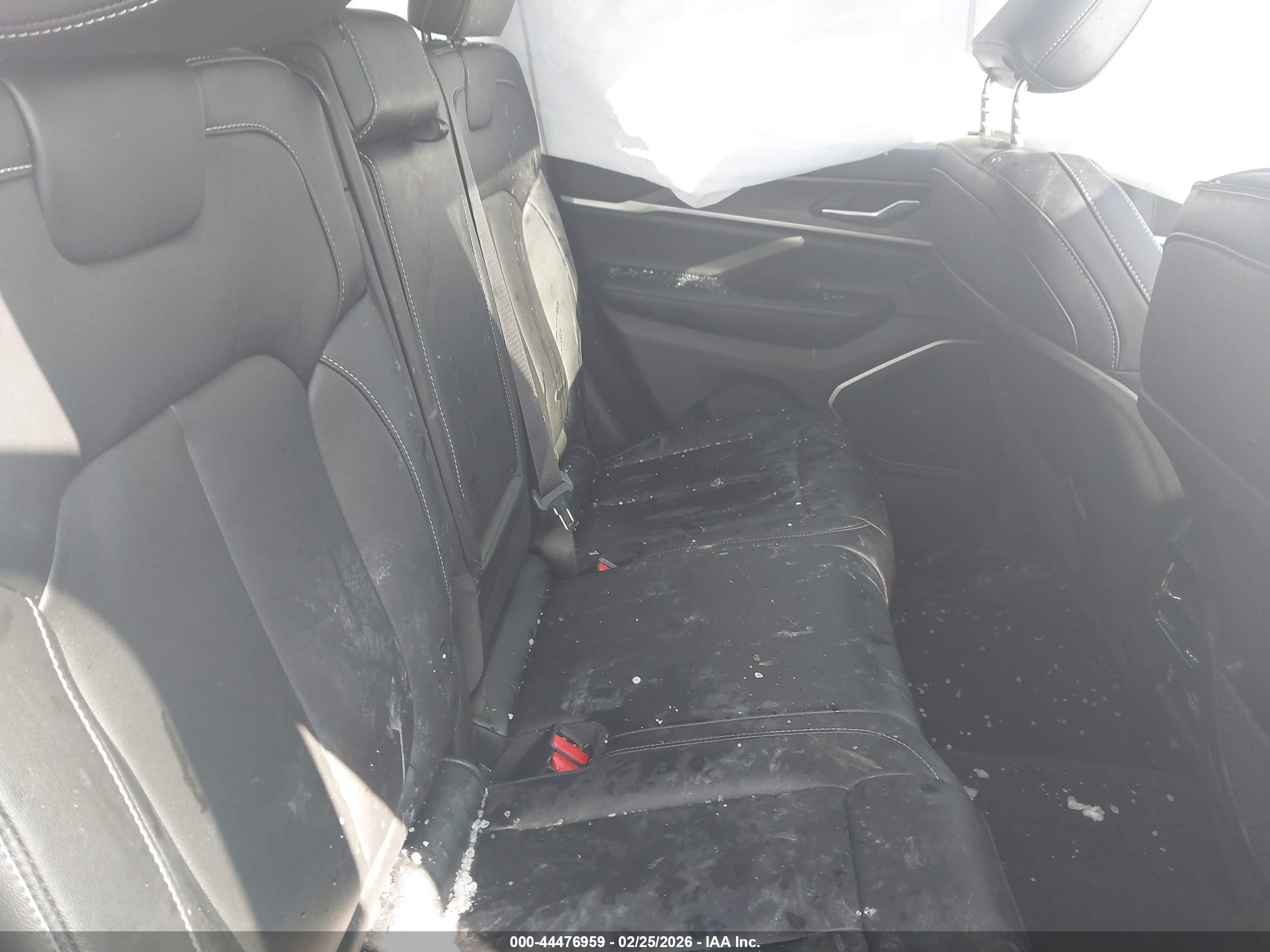 JEEP GRAND image 8