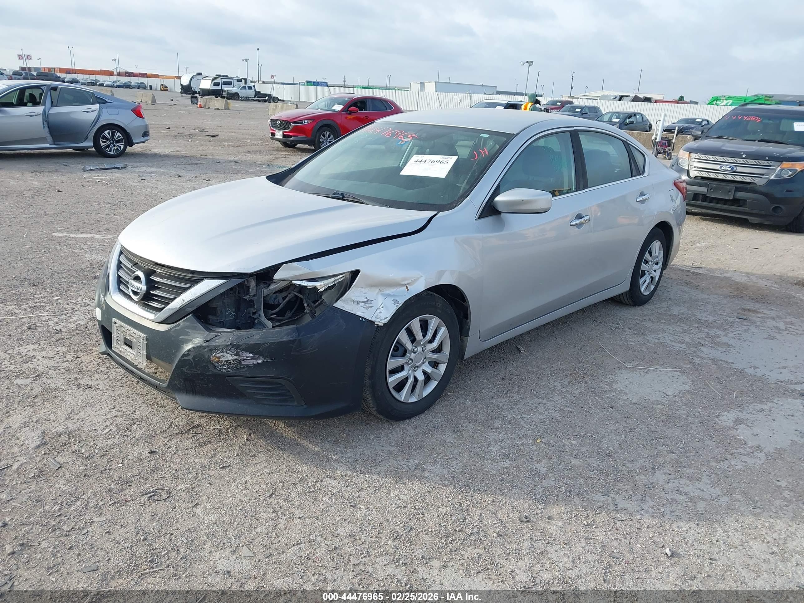 NISSAN ALTIMA image 2