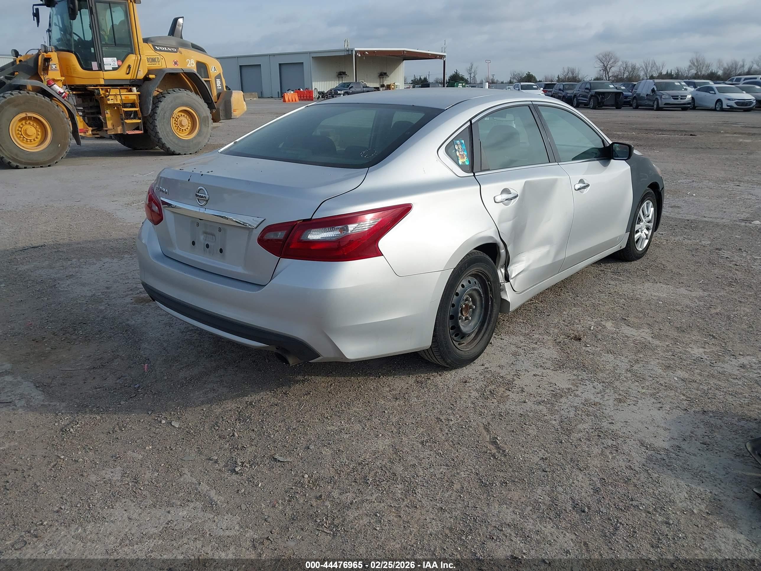 NISSAN ALTIMA image 4
