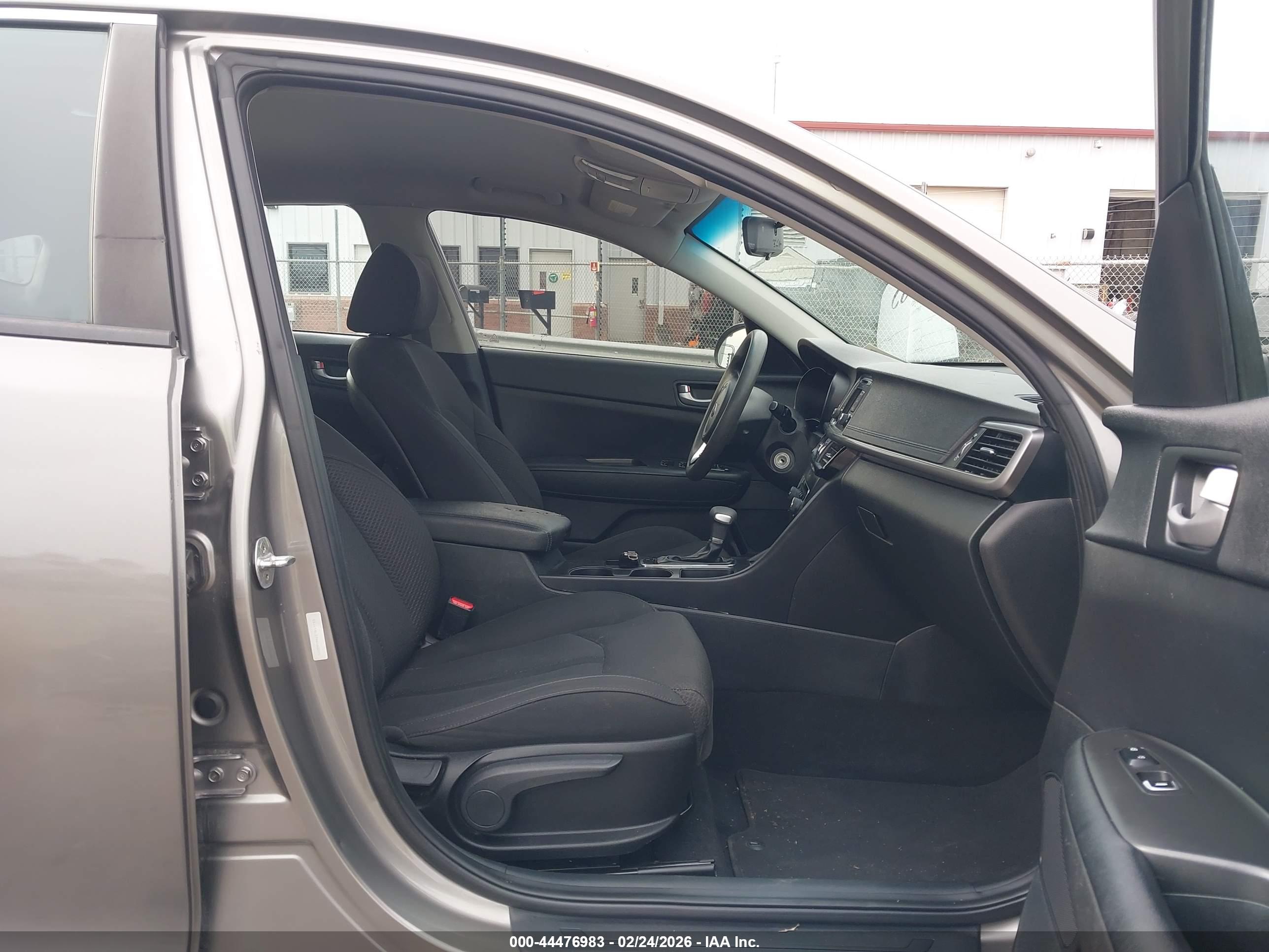 KIA OPTIMA image 5