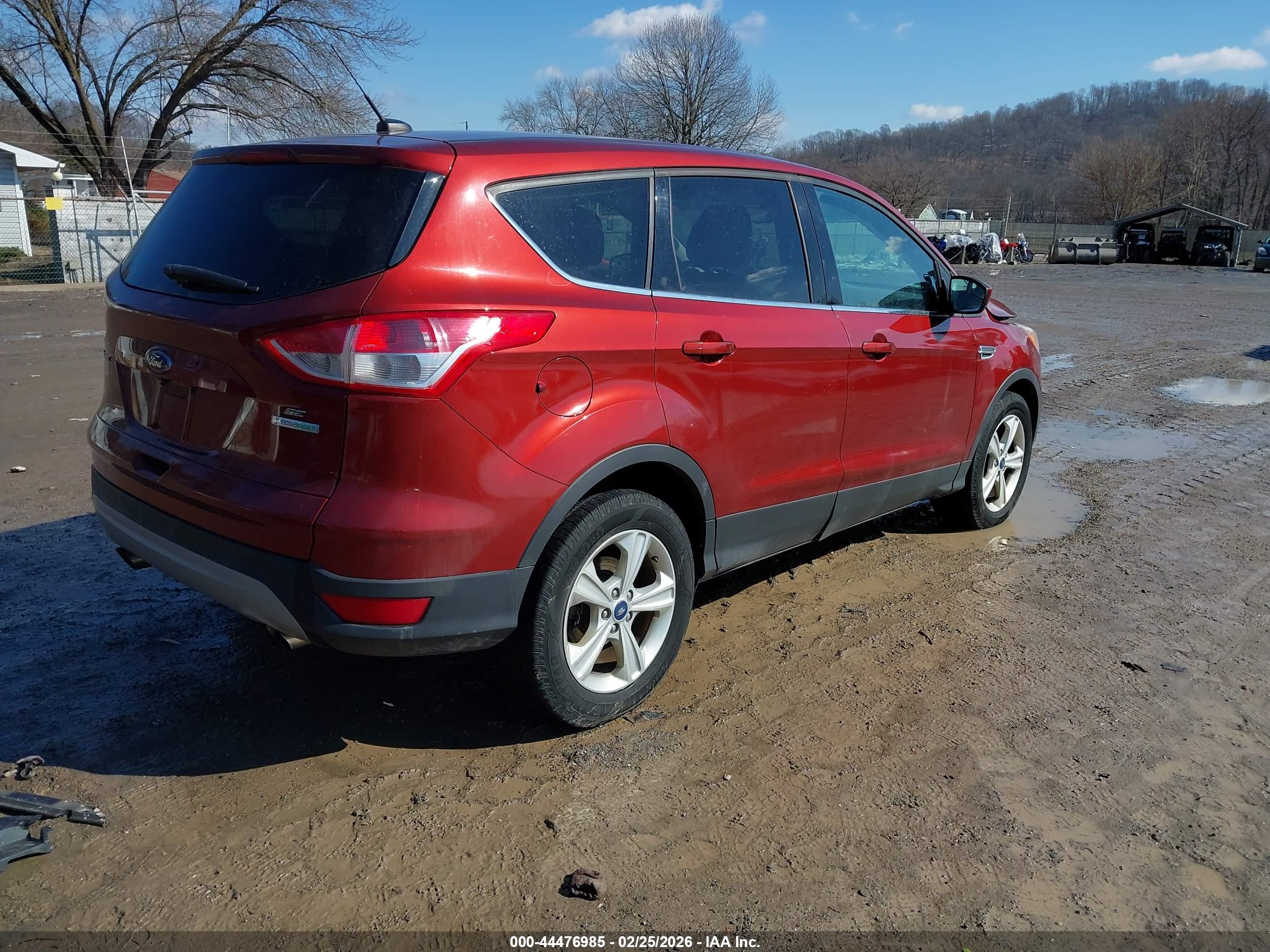 FORD ESCAPE image 4