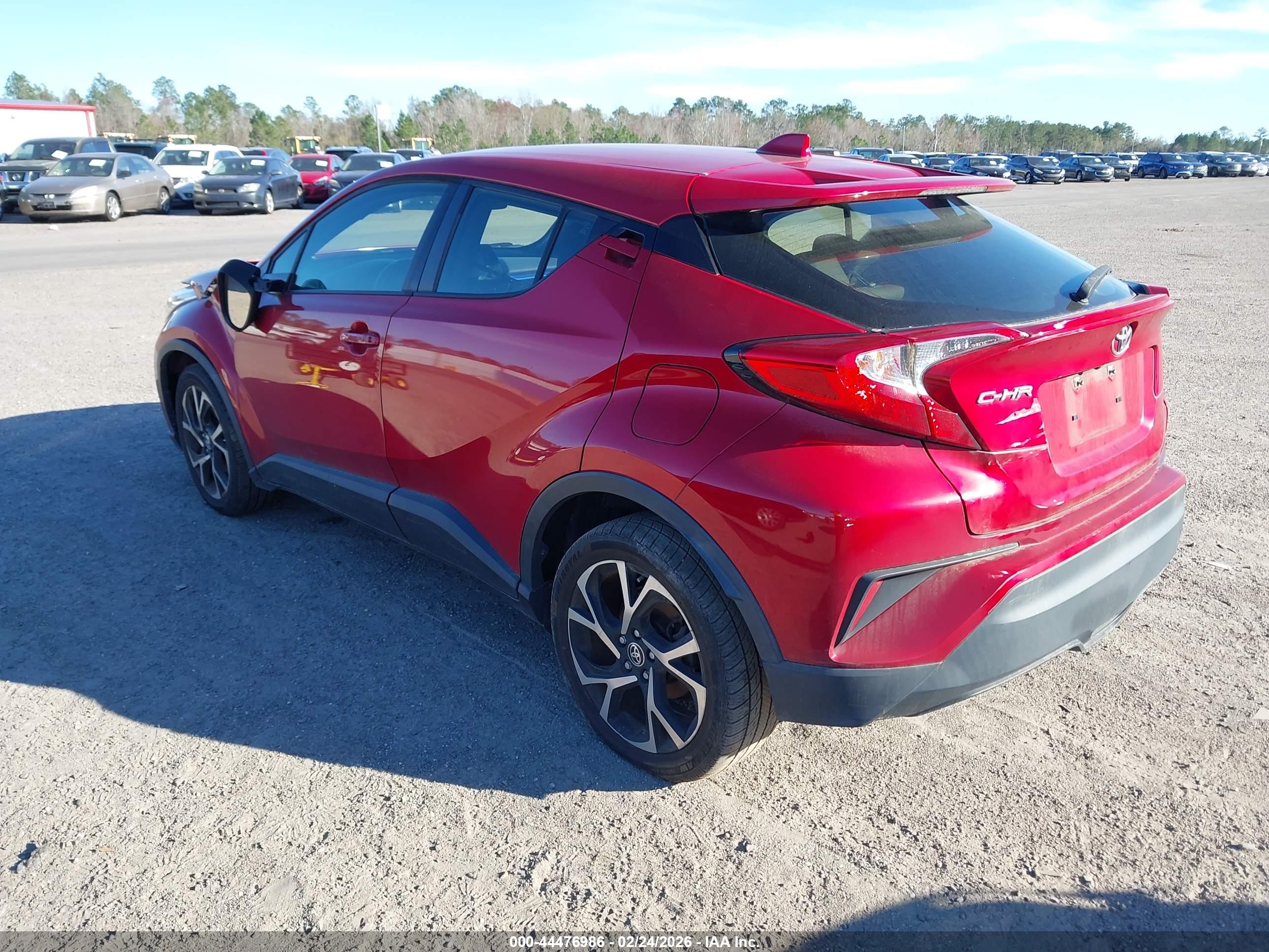 TOYOTA C-HR image 3