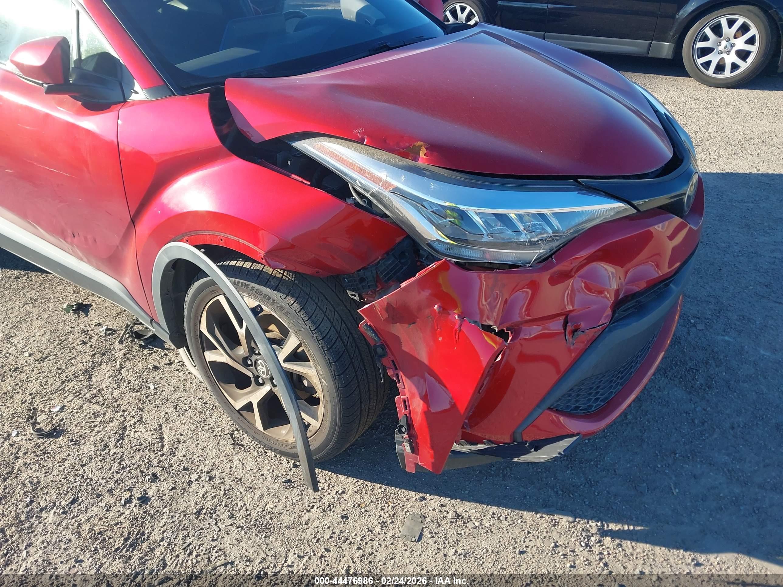 TOYOTA C-HR image 6