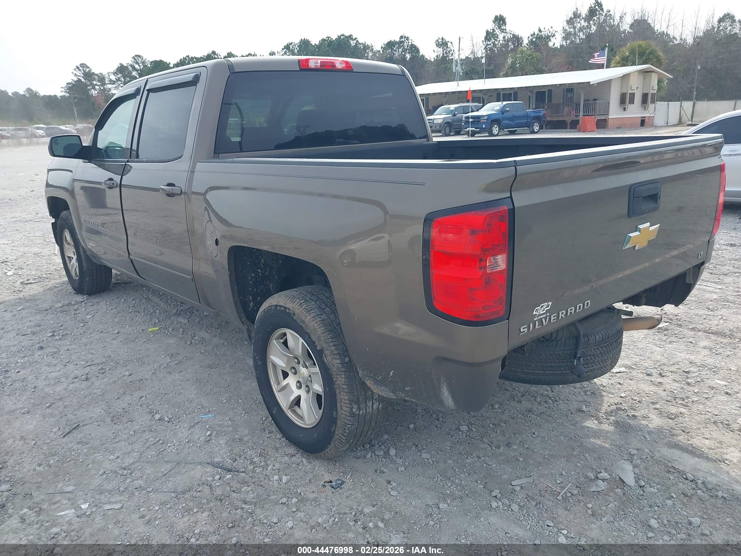 CHEVROLET SILVERADO image 3
