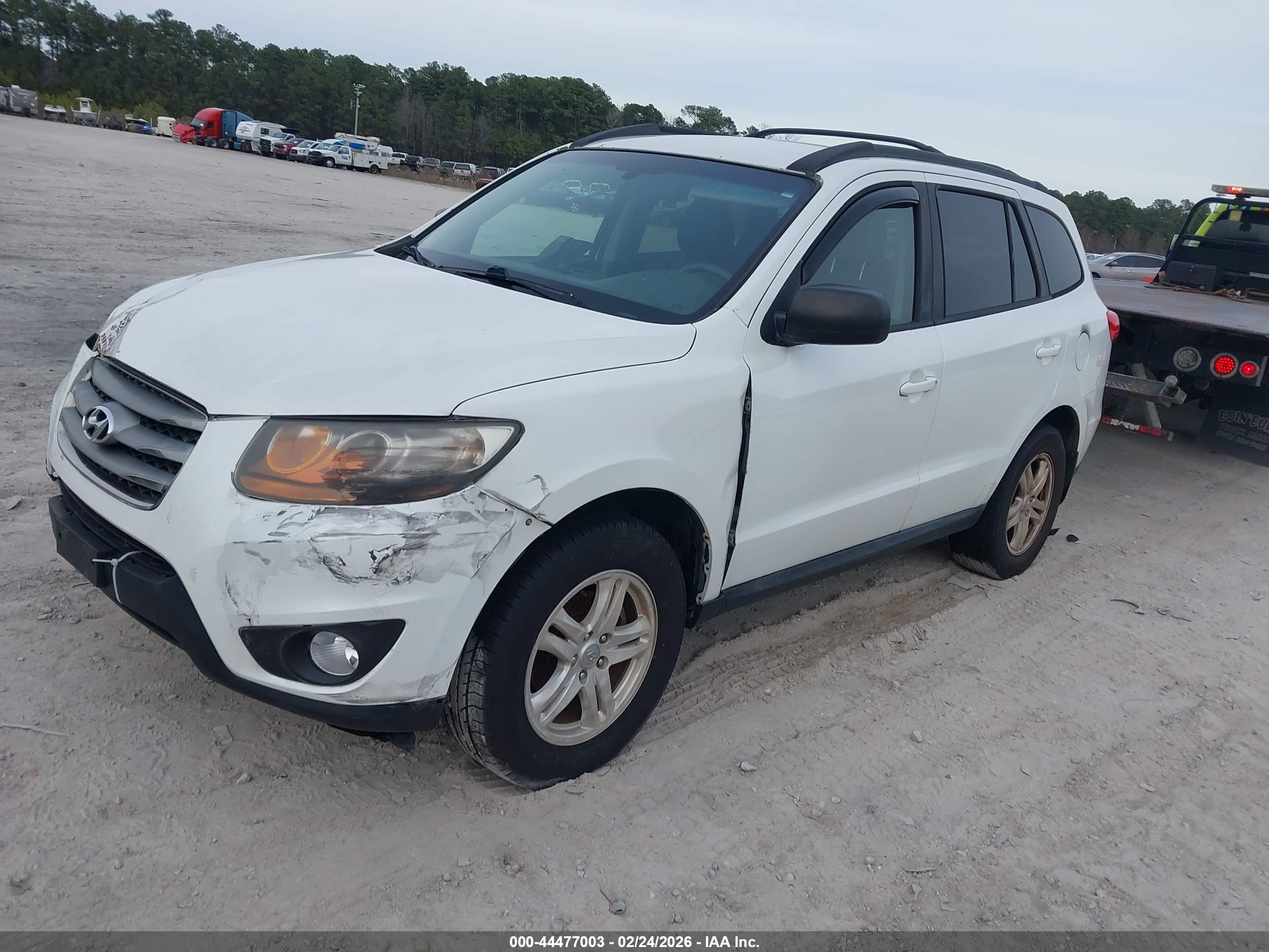 HYUNDAI SANTA image 2
