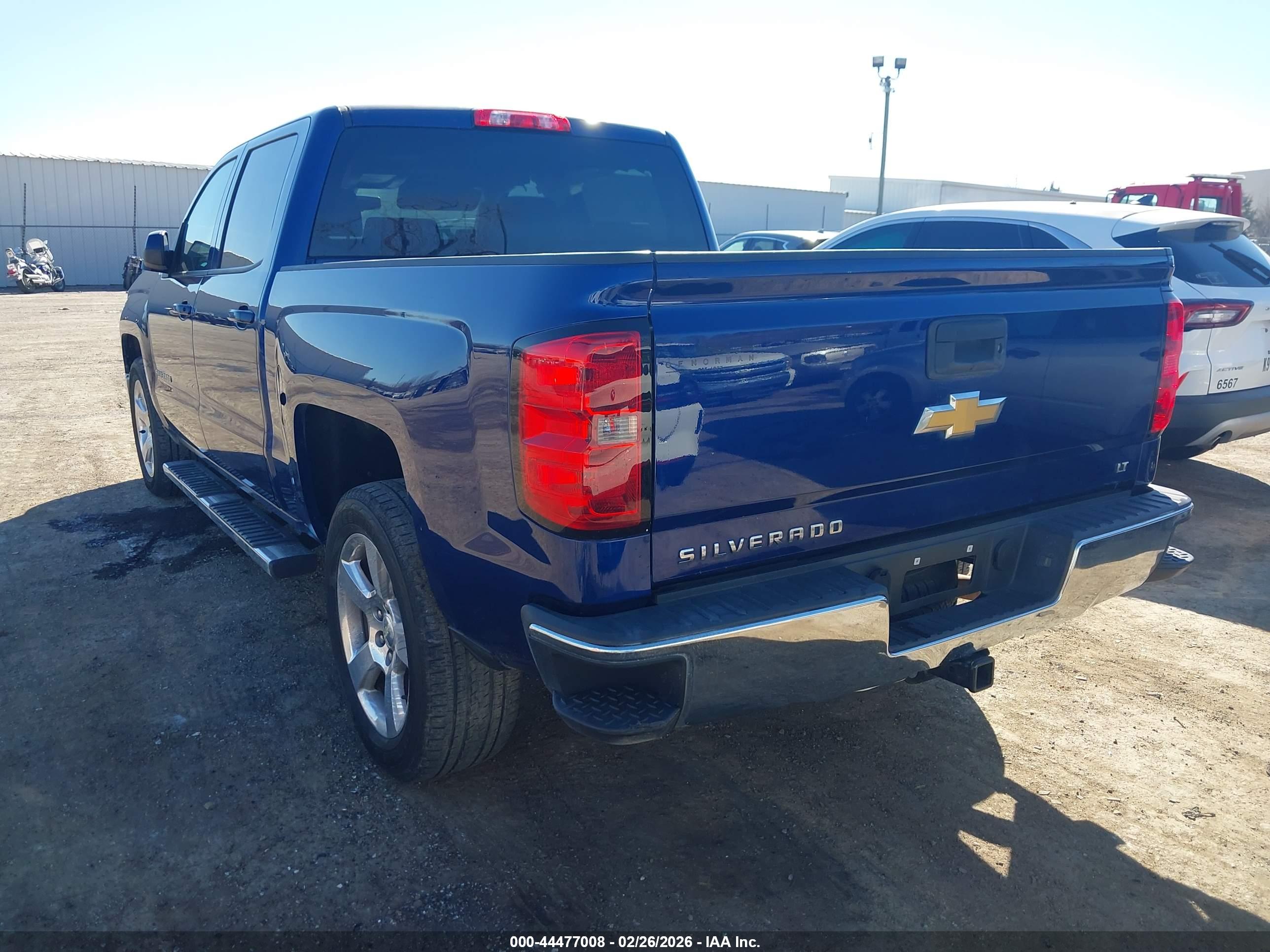 CHEVROLET SILVERADO image 3