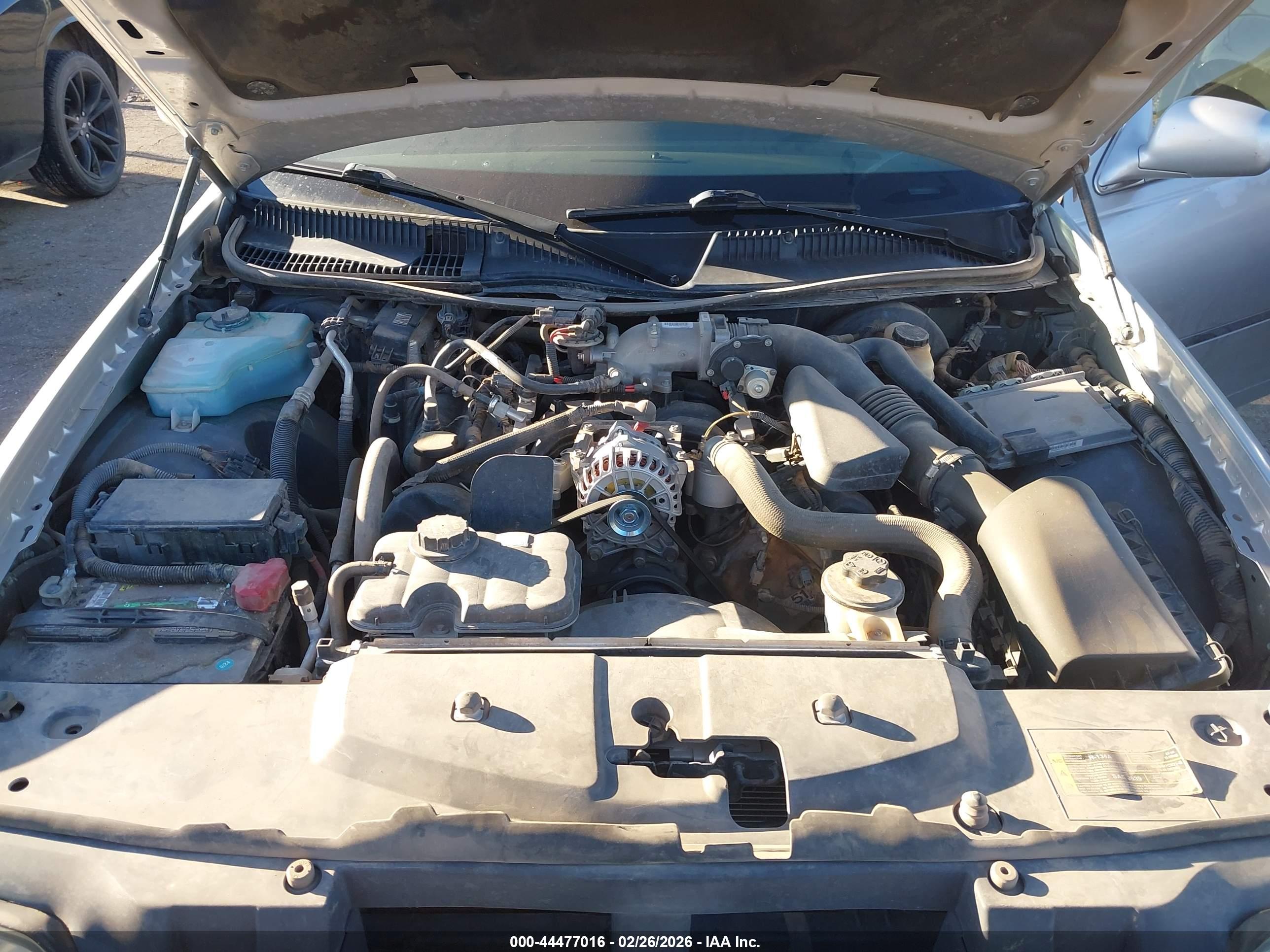LINCOLN TOWN image 10