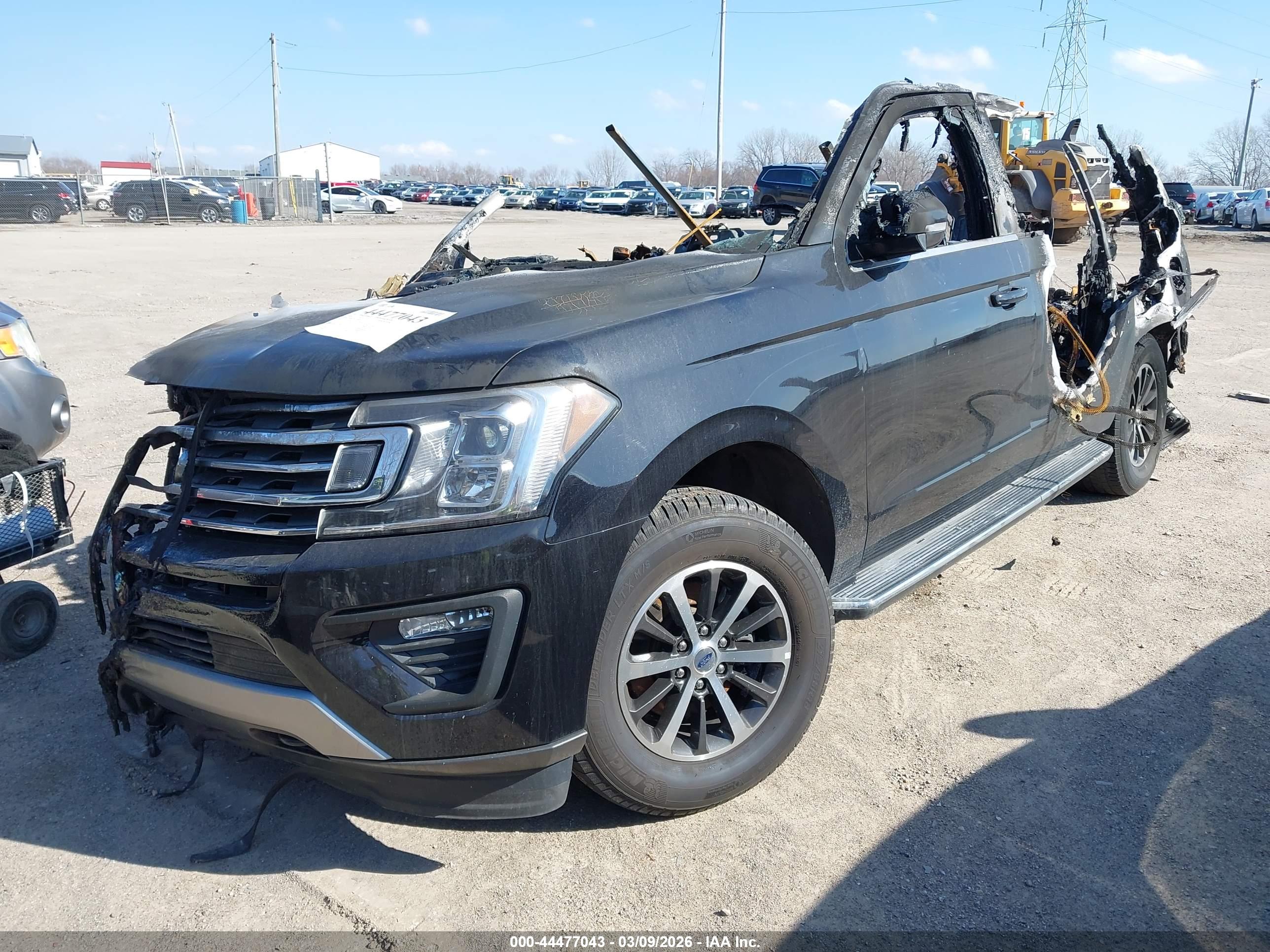 FORD EXPEDITION image 2