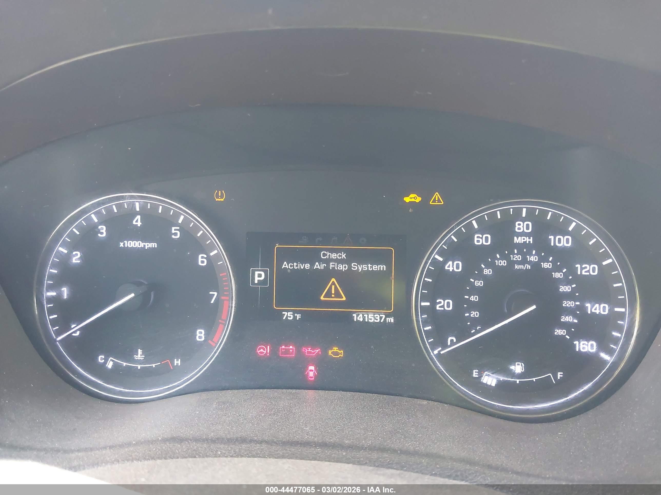 HYUNDAI GENESIS image 7