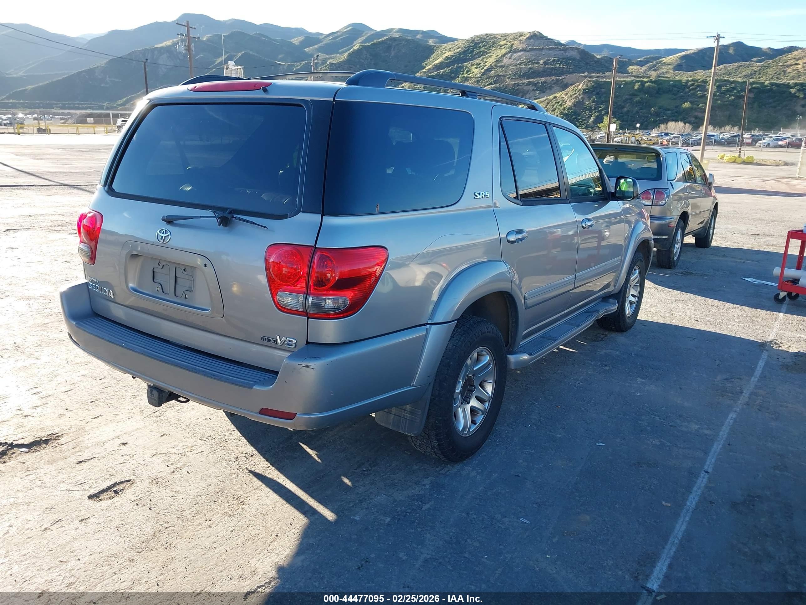 TOYOTA SEQUOIA image 4