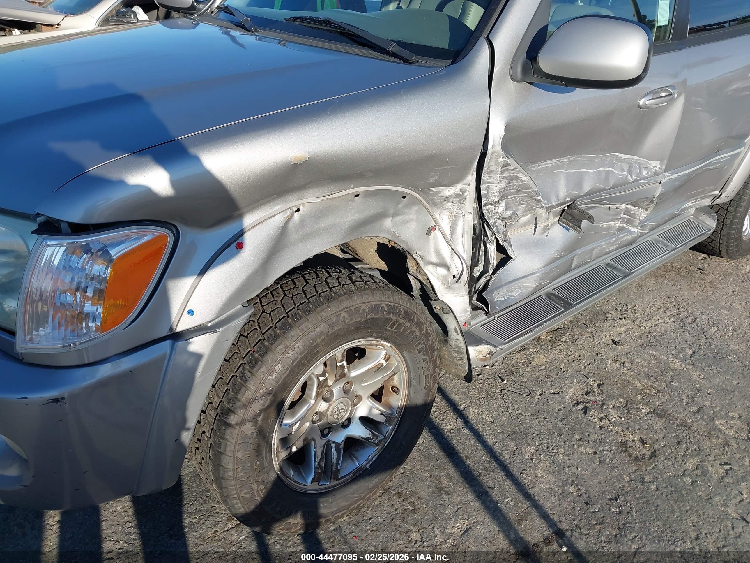 TOYOTA SEQUOIA image 6