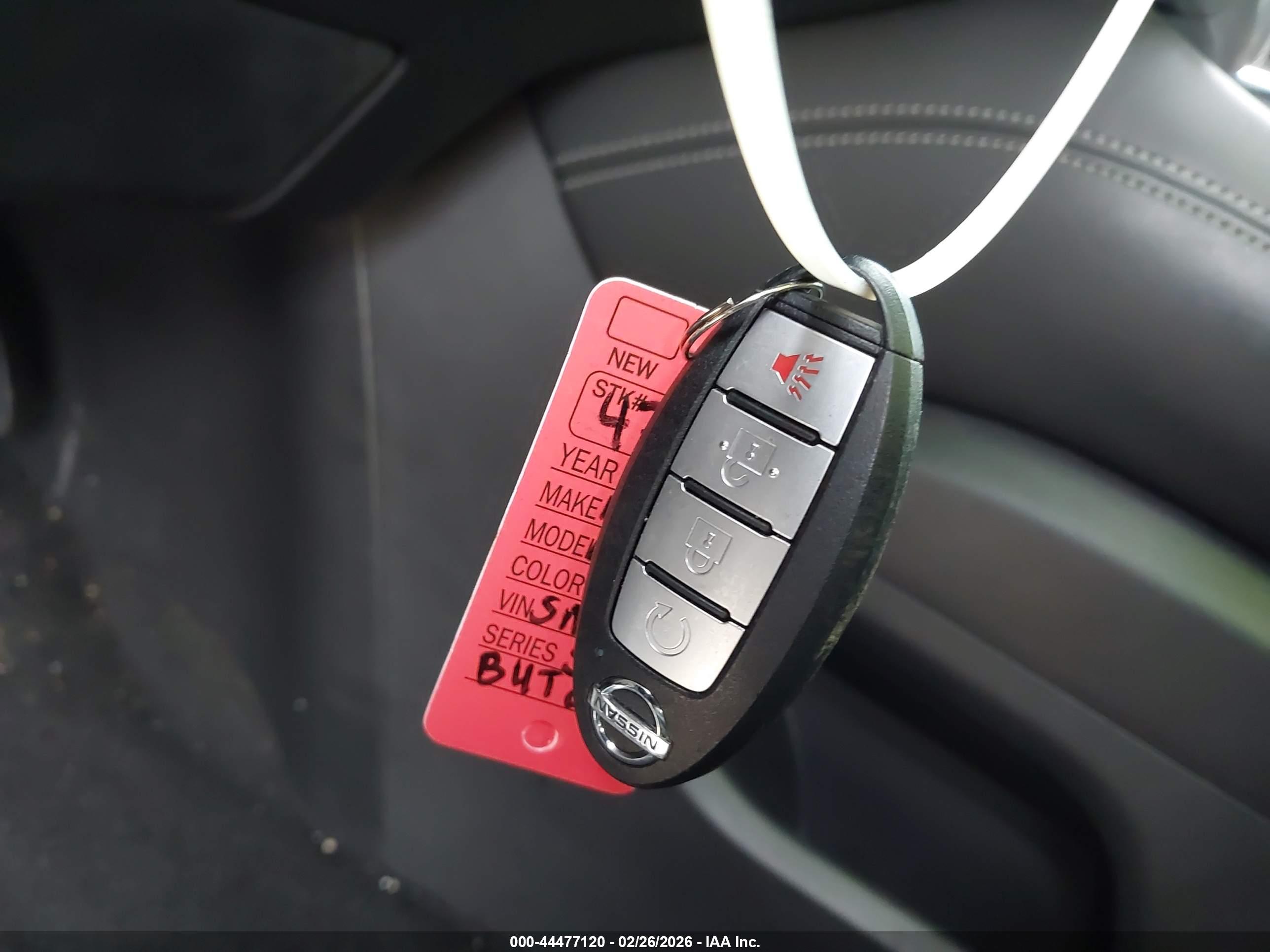 NISSAN MURANO image 11