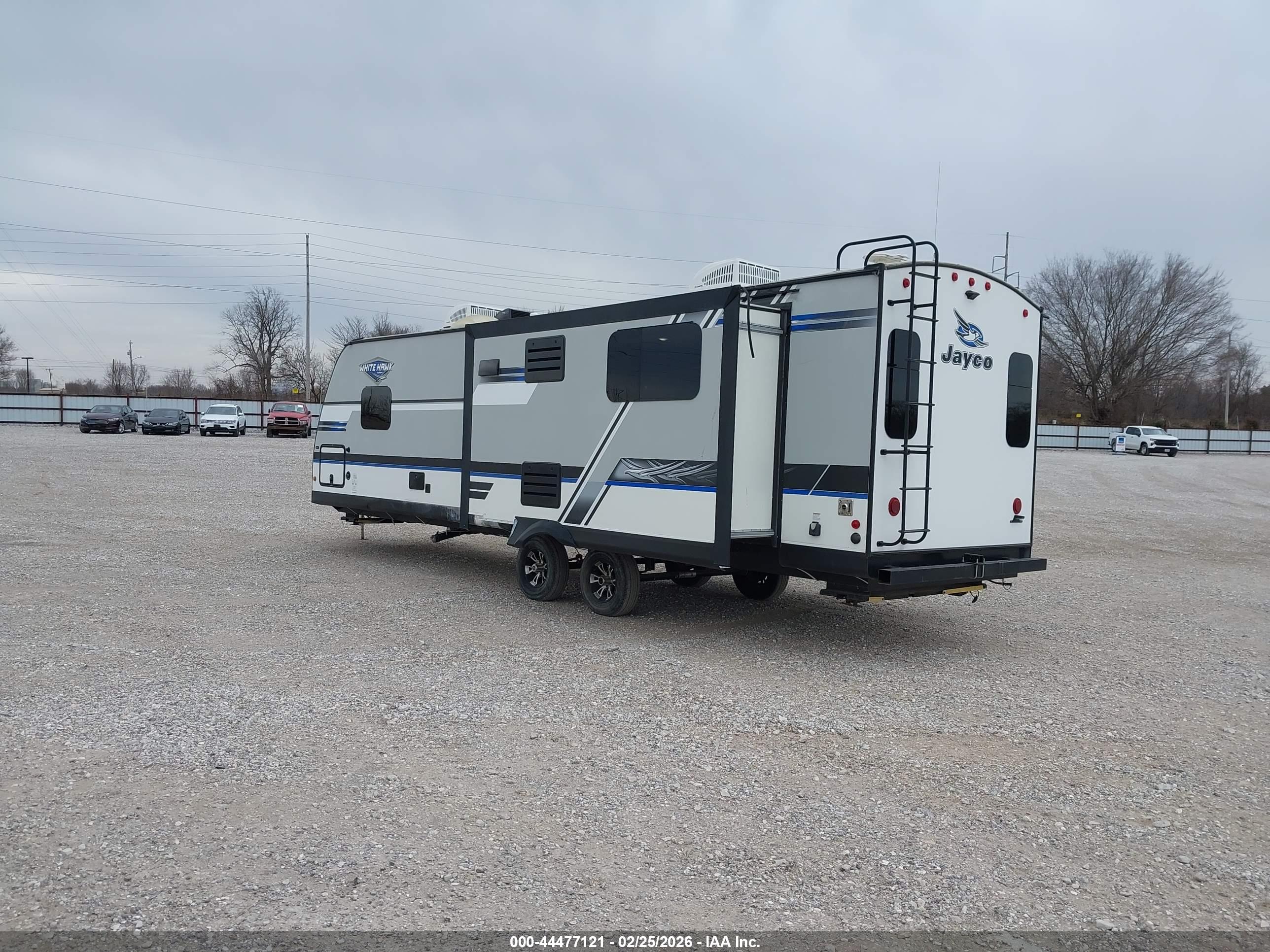 JAYCO WHITE image 3