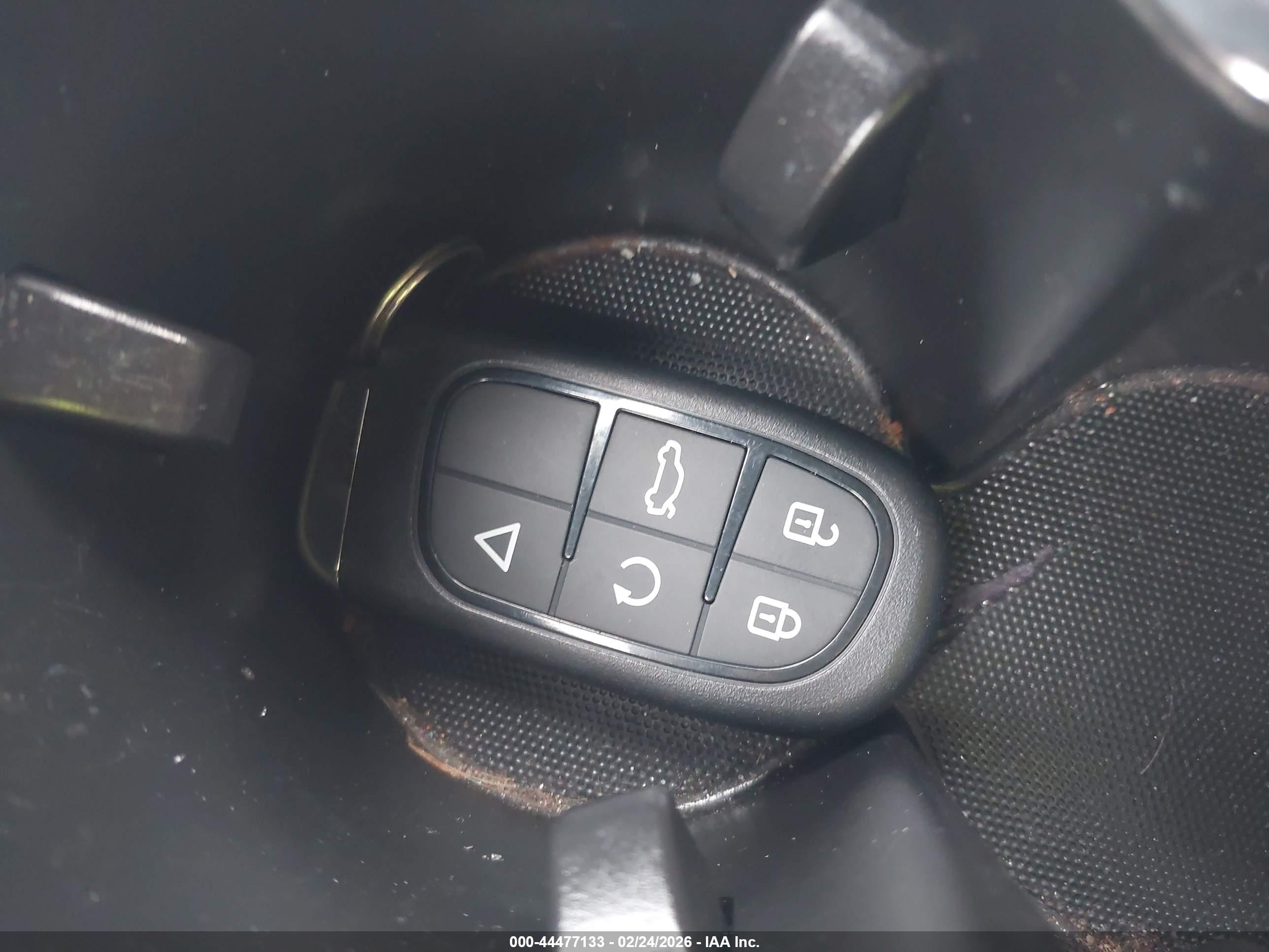 INFINITI Q50 image 11