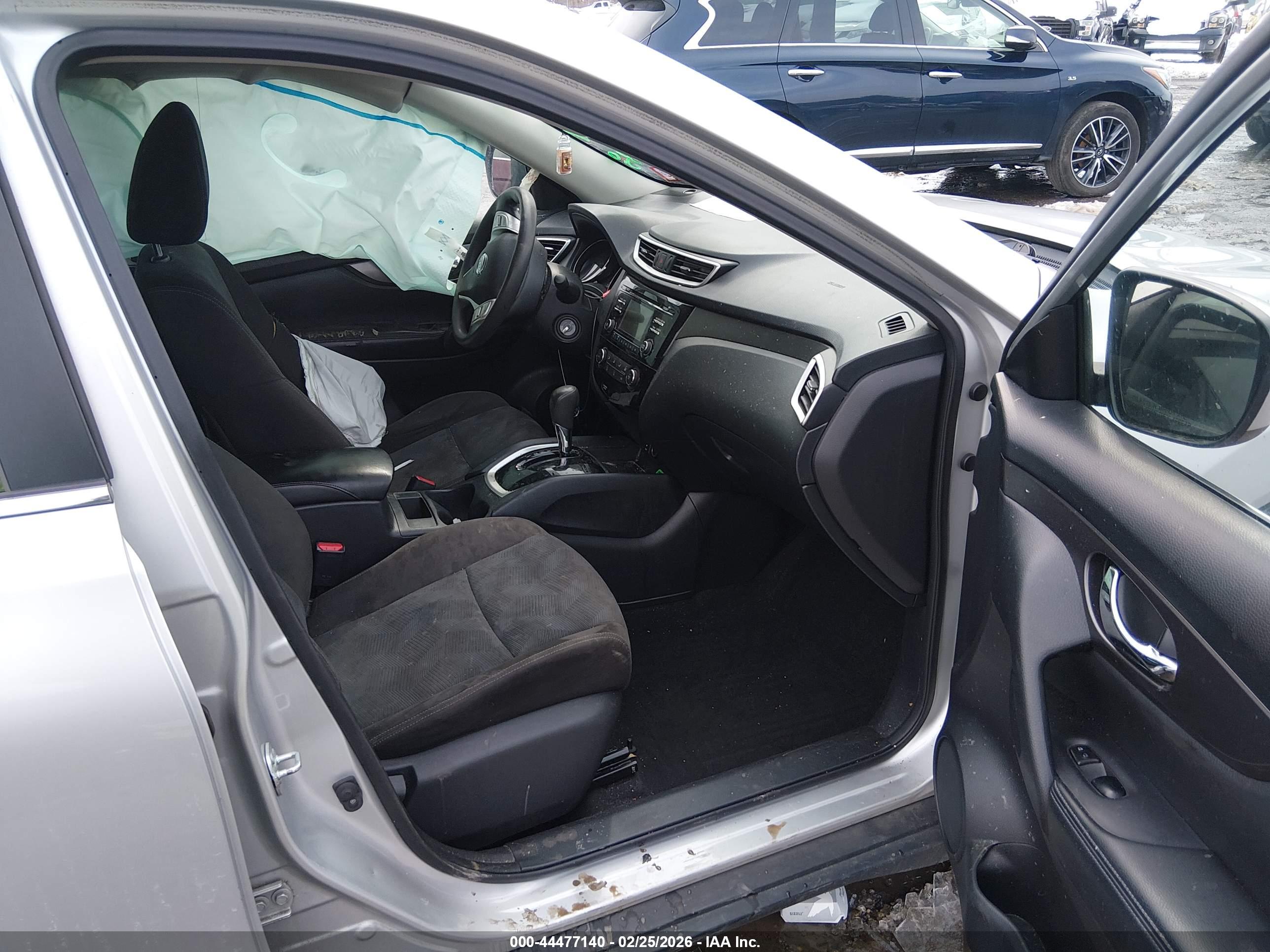 NISSAN ROGUE image 5