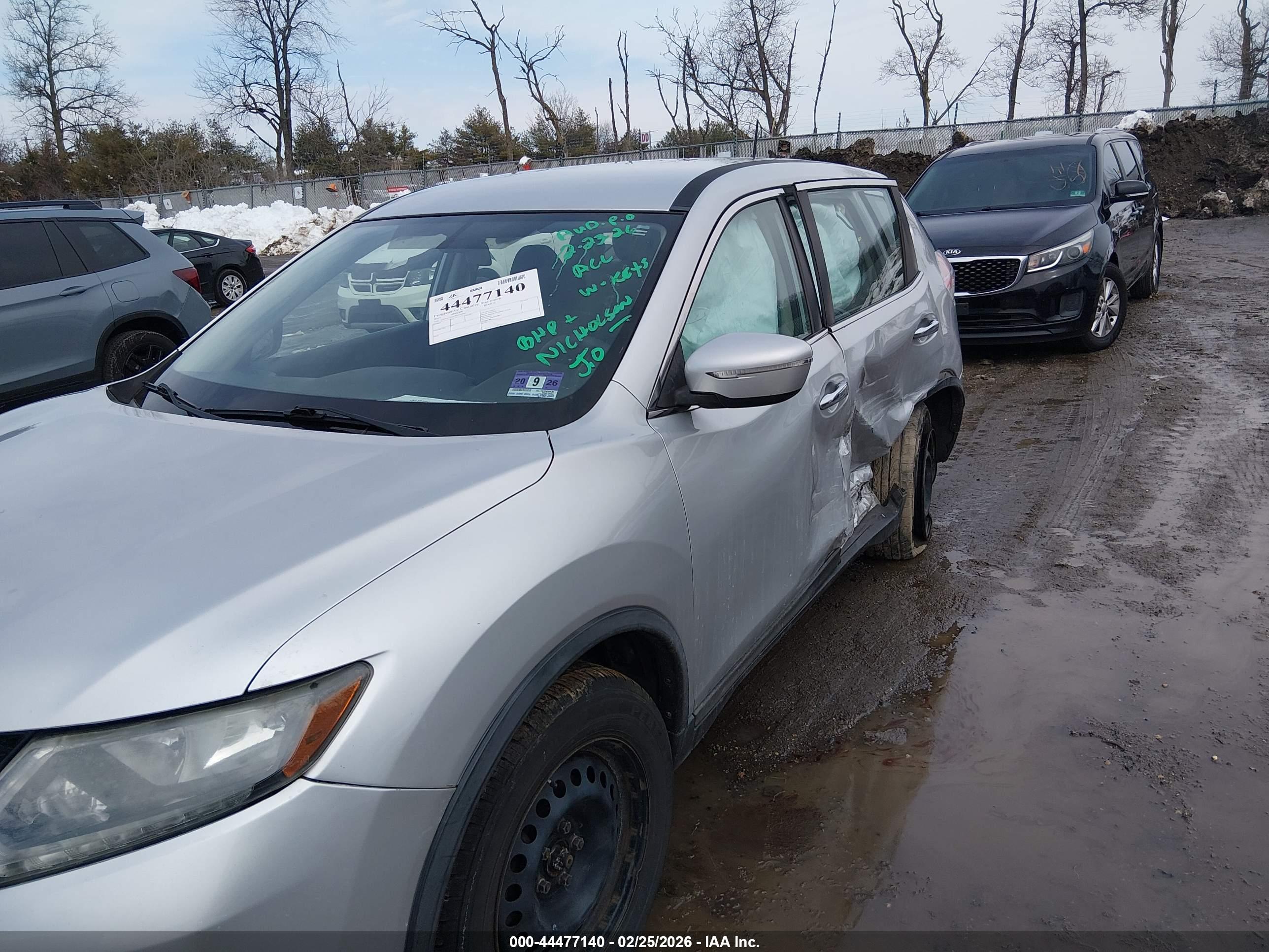 NISSAN ROGUE image 6